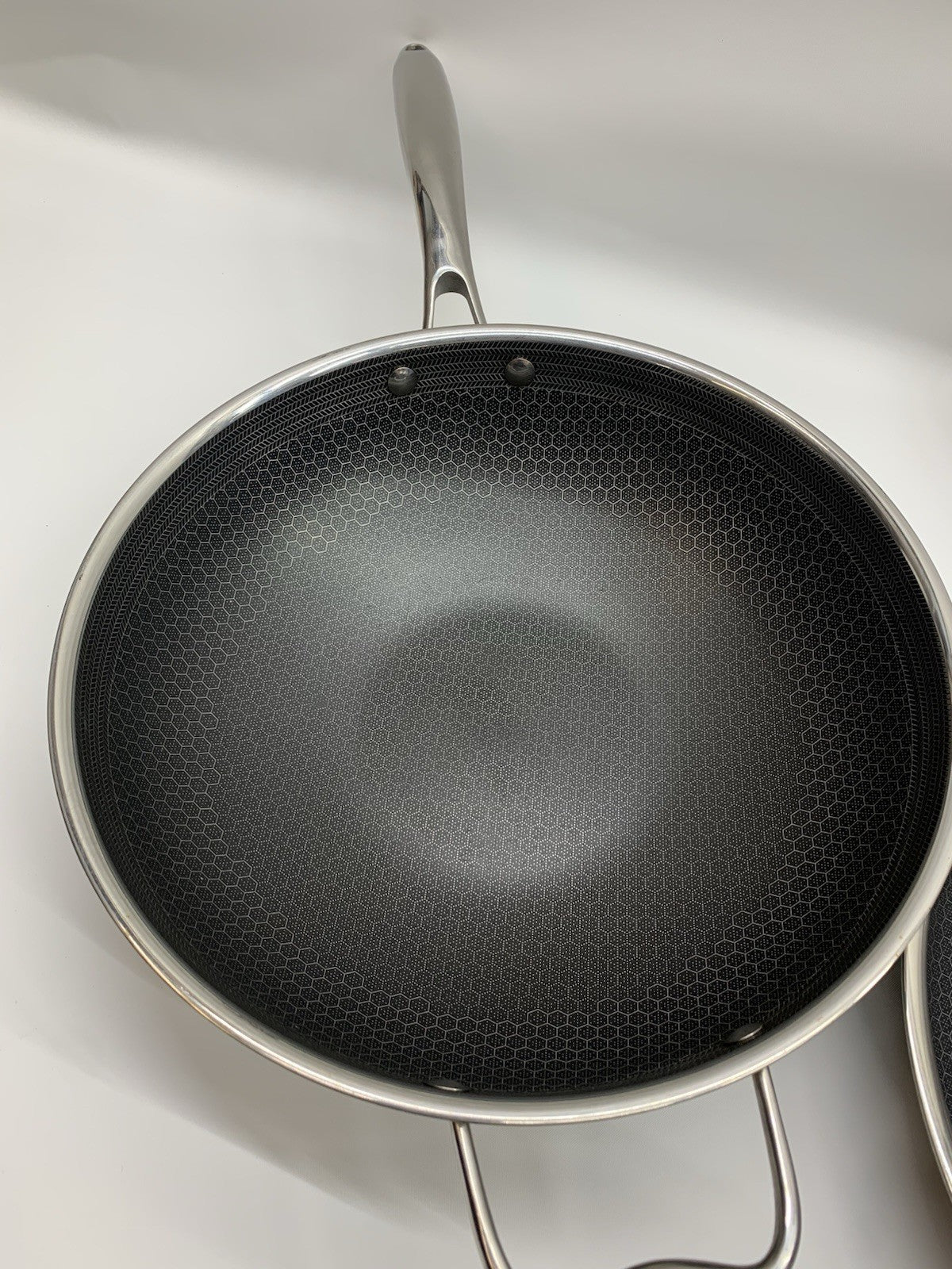 HexClad 12” 3-Piece Cookware Fry Pan Set with Cover Lid & 12
