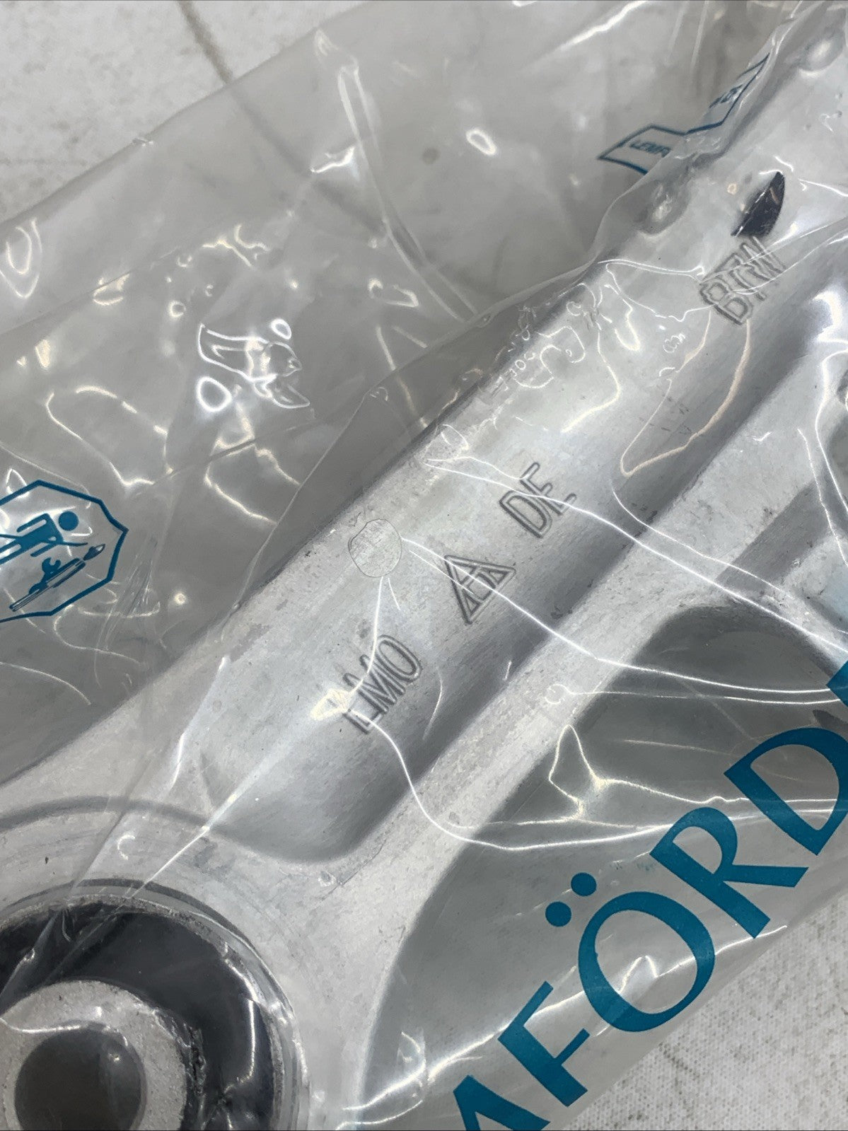 Lemforder 33895 02022 4D0 407 151P Lower Swing Arm for Volkswagen Vw Audi - 2pk