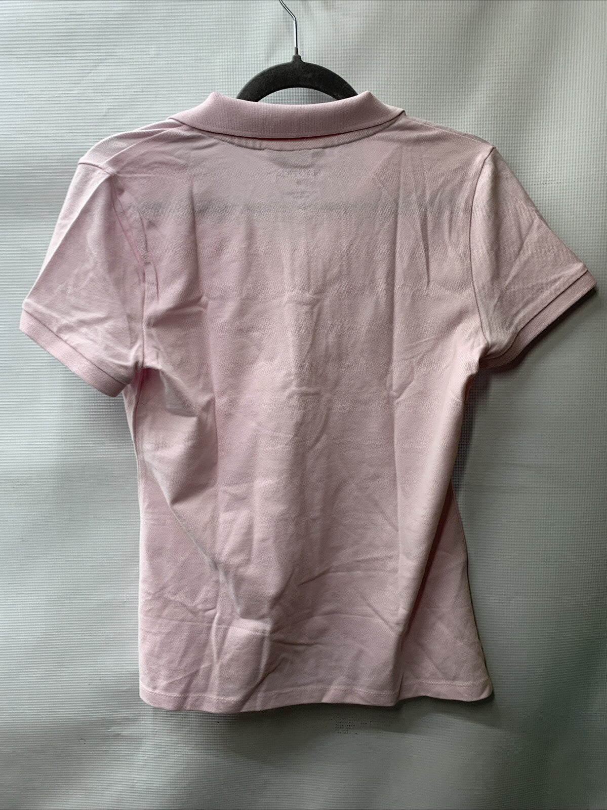 Nautica women's pink short sleeve cotton polo shirt with 5 buttons, size M, featuring a classic fit and Aloha design.