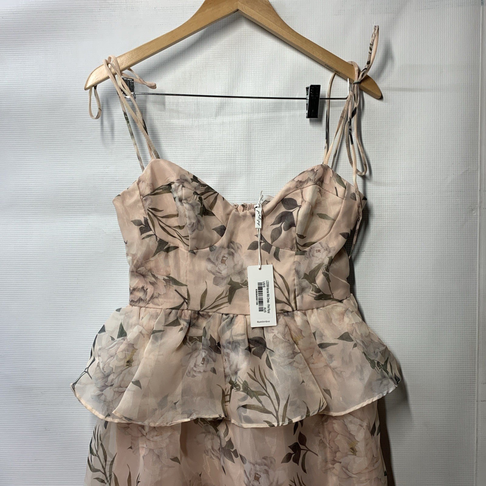 Petal & Pup Women's Kennie Midi Evening Dress with floral pattern, sleeveless design, elegant fit, in small size.
