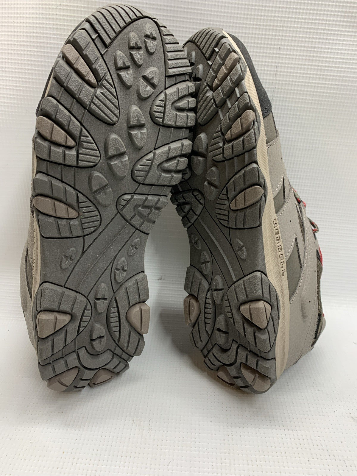 Merrell Moab 3 Shoes Womens 7 Gray Suede Vibram Low Top Hiking Outdoor Sneaker