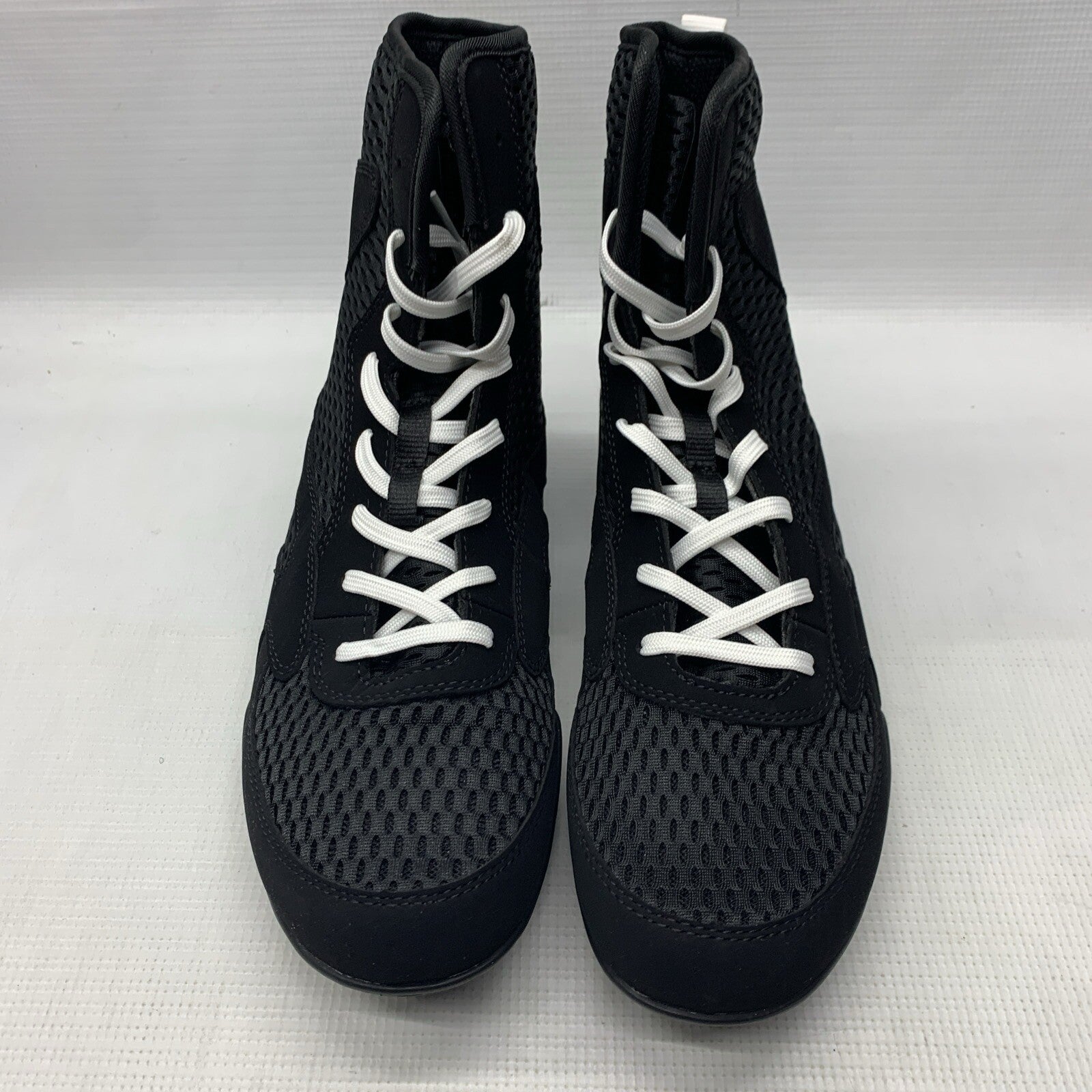 Venum Contender Mens 8.5 High Top Boxing/MMA Shoes Black/White Mid-cut Lace-up