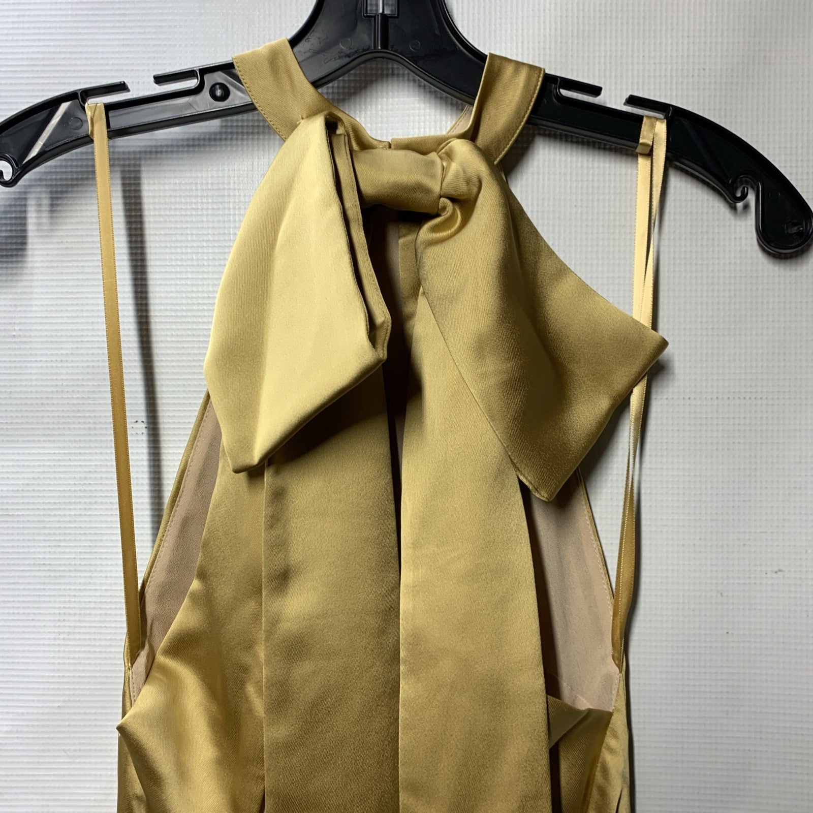 BCBGMAXAZRIA Women's Sleeveless Halter Neck Long Evening Dress Casual Size 2