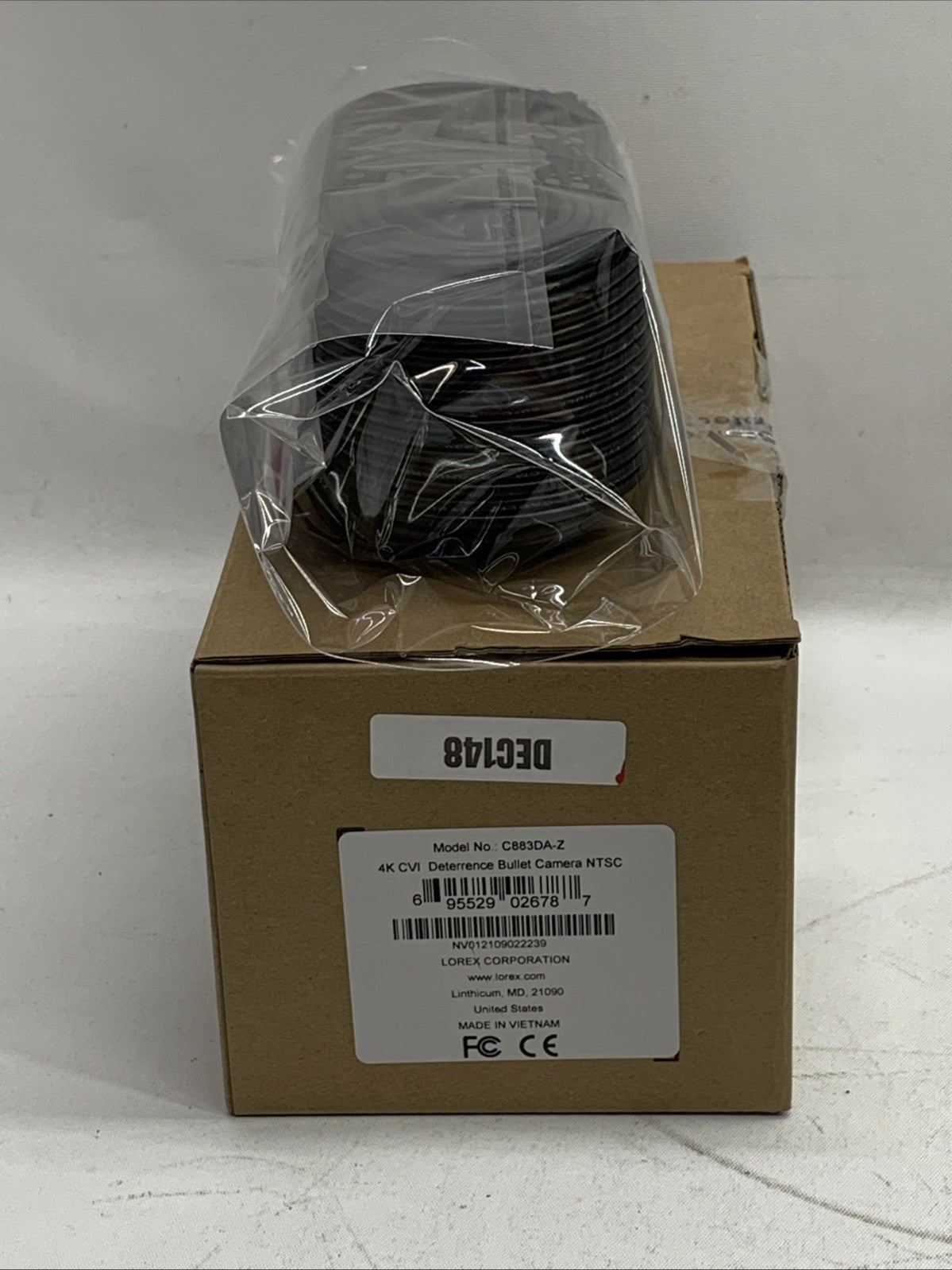 Lorex 4K Ultra HD CVI 8MP Active Deterrence Bullet Security Camera C883DA-Z