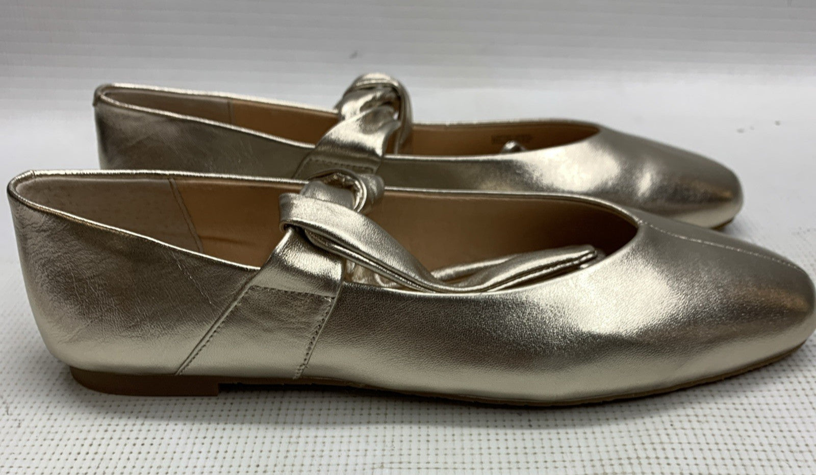 Jewel Badgley Mischka Taylore Pull-On Mary Jane Flats JW5213 Dress Shoes Size 9