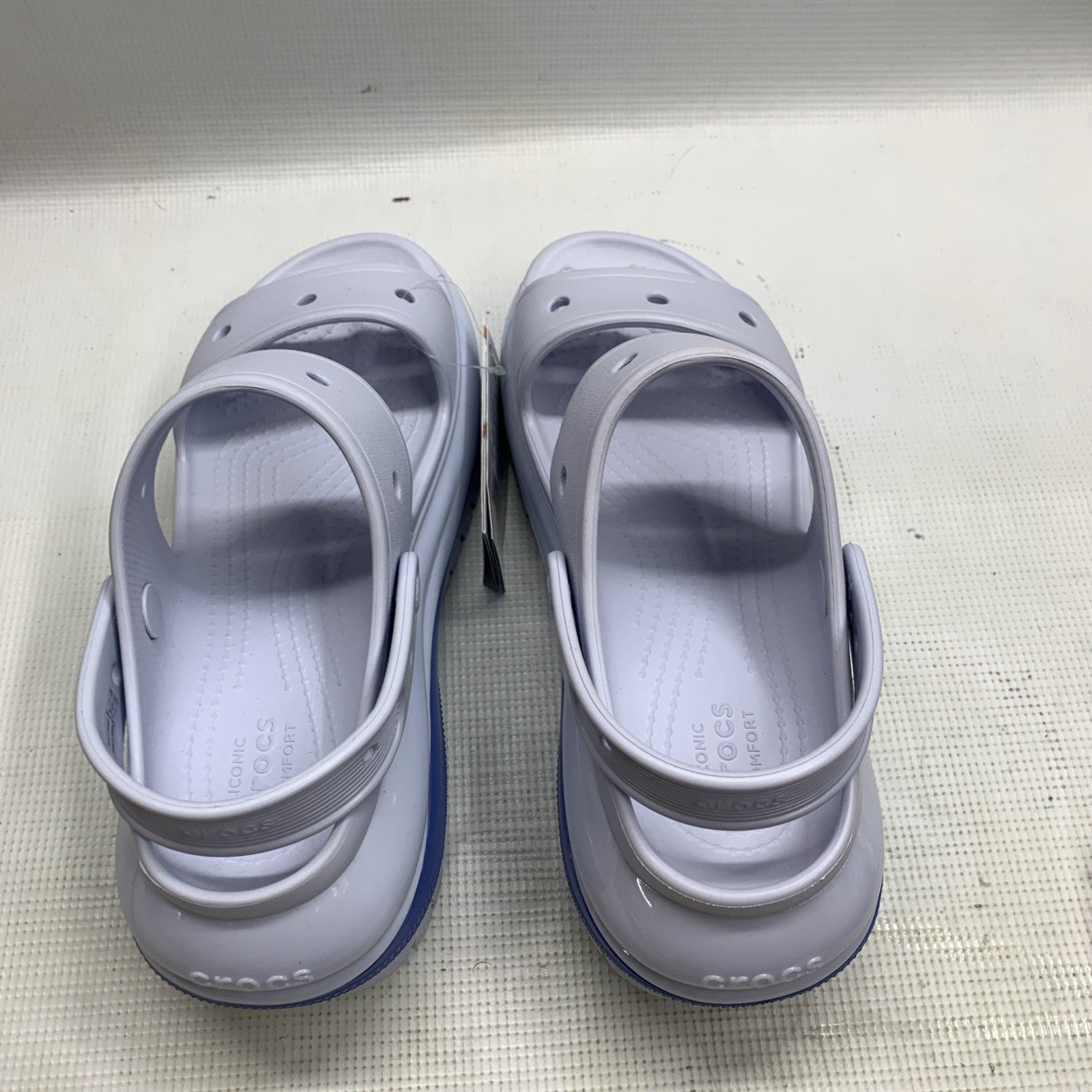 Crocs Classic Mega Crush Platform Sandal White Blue Unisex-Adult Women 9 Men's 7