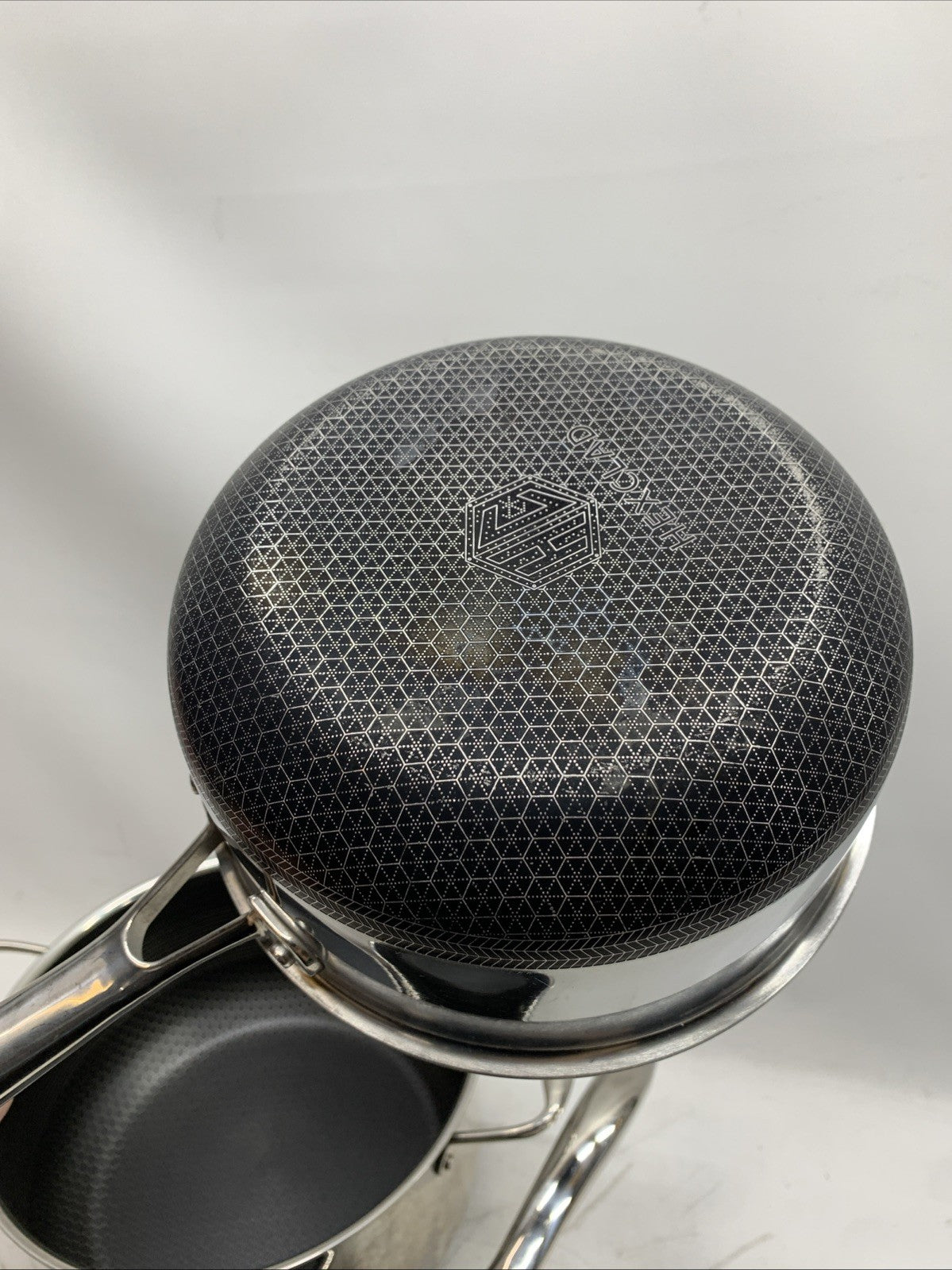 HexClad Hybrid Nonstick 6-Piece Pot Set 8, 3 & 2 Qt Pots with Cover Lids - USED