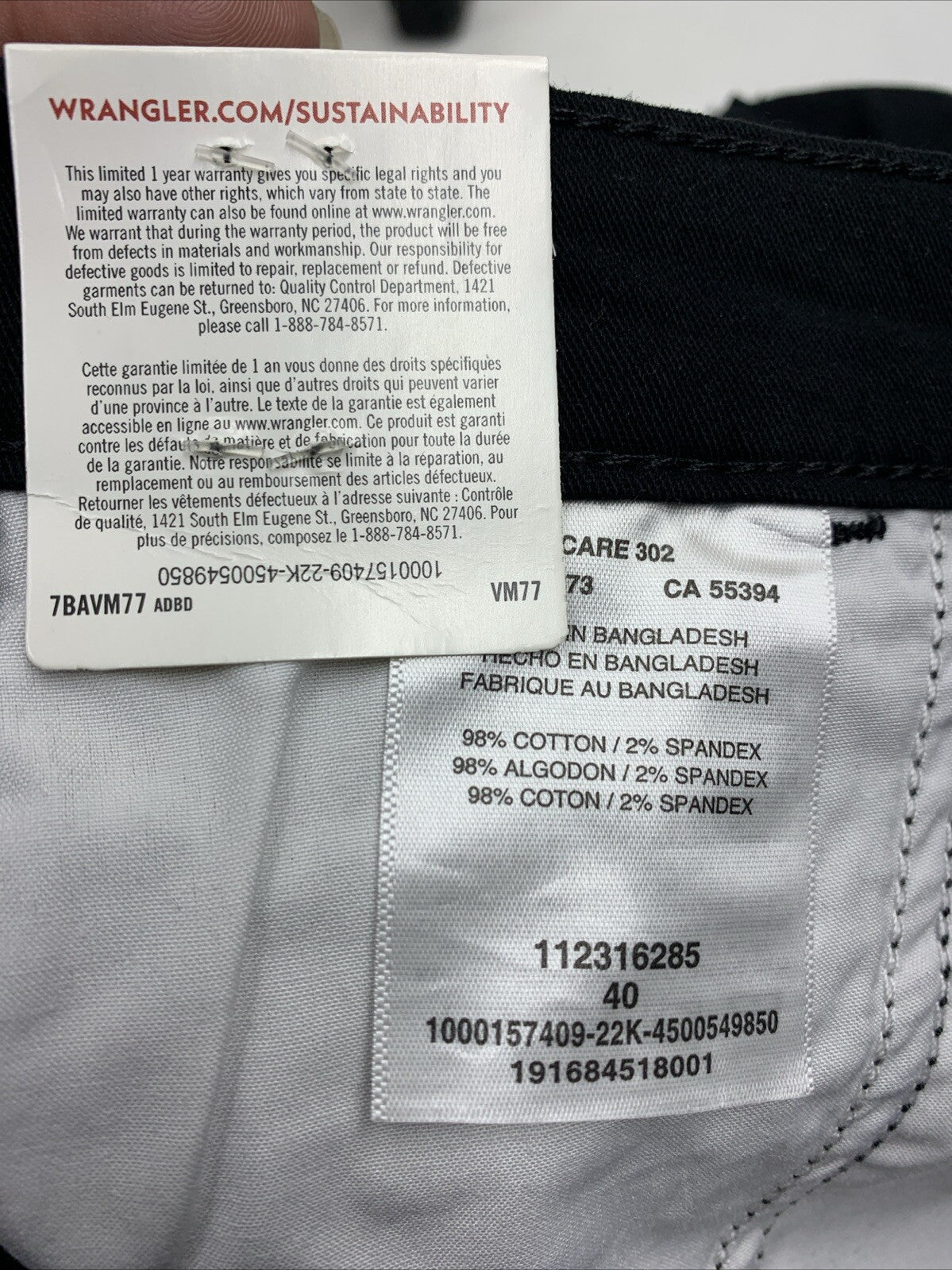 Wrangler Authentics Men’s  Relaxed Fit Stretch Cargo Short Black 40 with Pockets