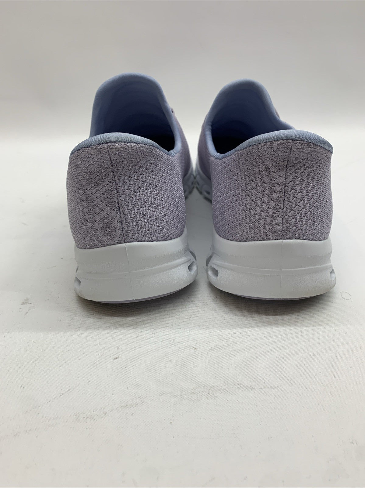 Skechers Women's Glide-Step-Pursuit Hands Free Slip-ins Sneaker Pull-On Lavender