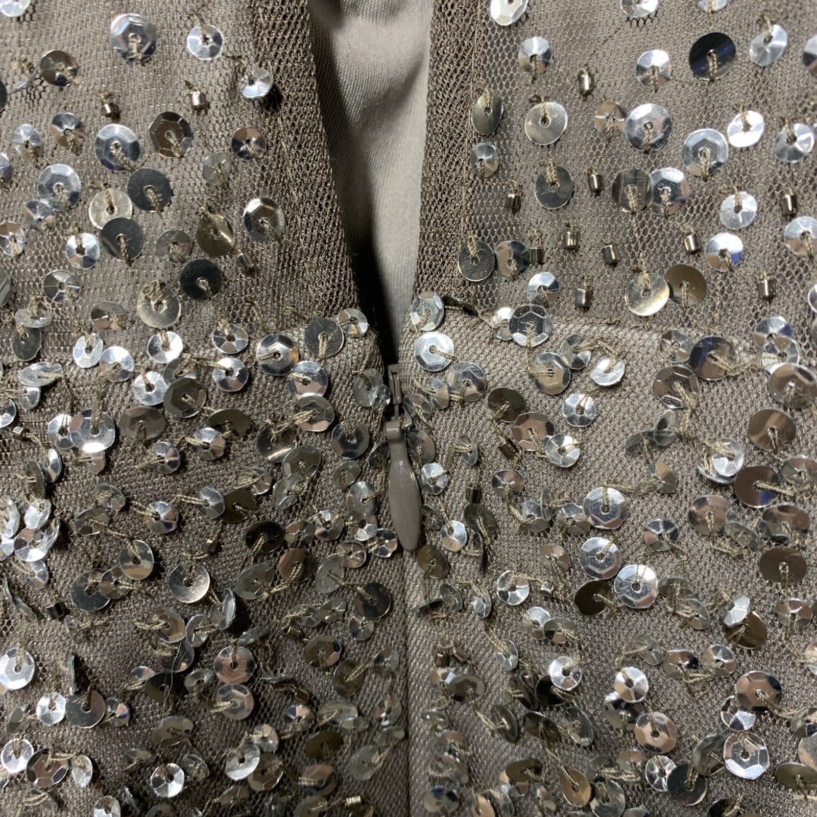 Adrianna Papell Women's 3/4 Sleeve Beaded Evening Illusion Dress Gown Size 18