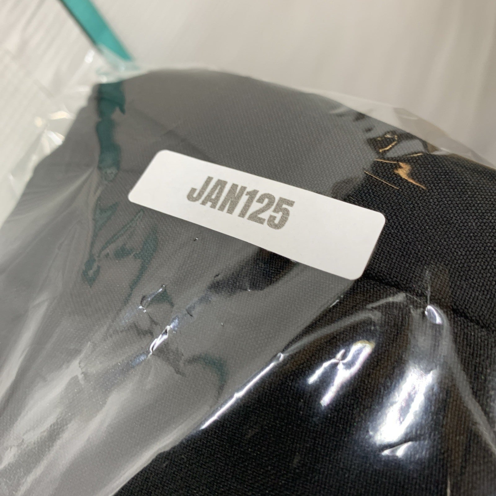 Kenneth Cole Reaction Recycled Micro-check Trouser Flat Front Dress Pant 32Wx32L