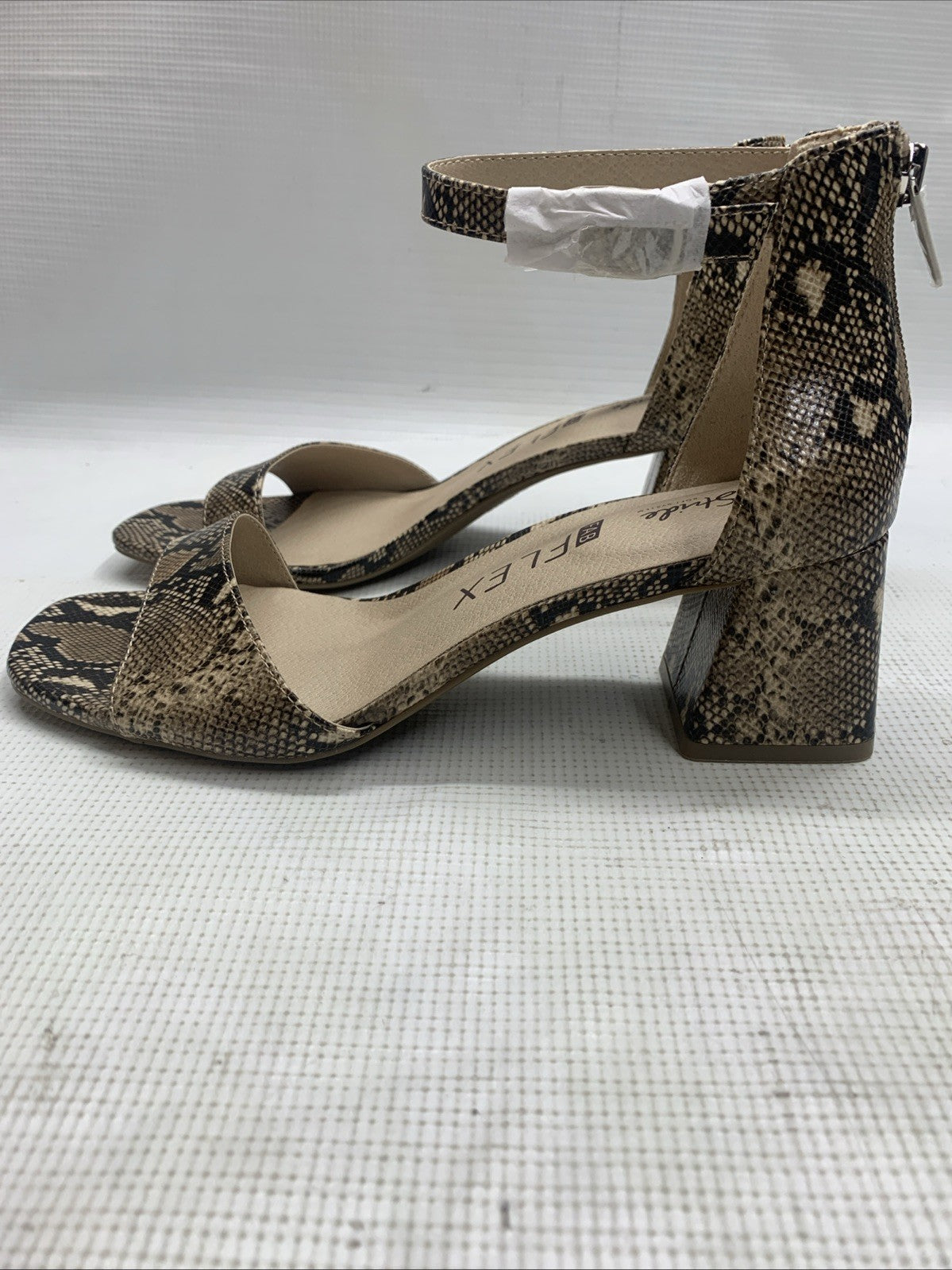 LifeStride Women's Cassidy Ankle Strap Dress Sandals Heeled Snake Print Size 9W