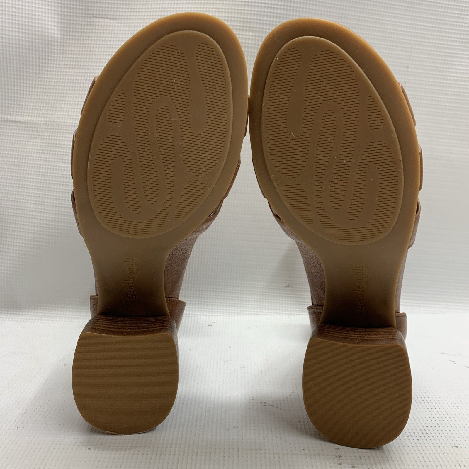 Gentle Souls by Kenneth Cole MYLA Heeled Sandal Brown GS24MYL02 Strappy Size 9.5