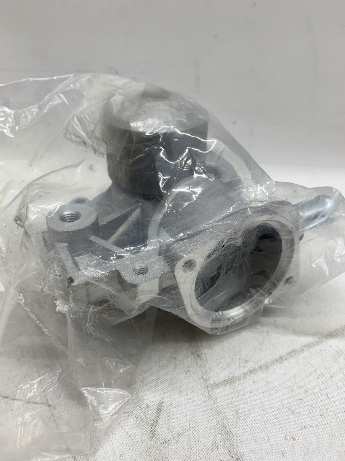 AISIN Water Pump Fit 93-06 2.2L & 2.5L Subaru Non-Turbo 16V SOHC EJ18 EJ22 EJ25