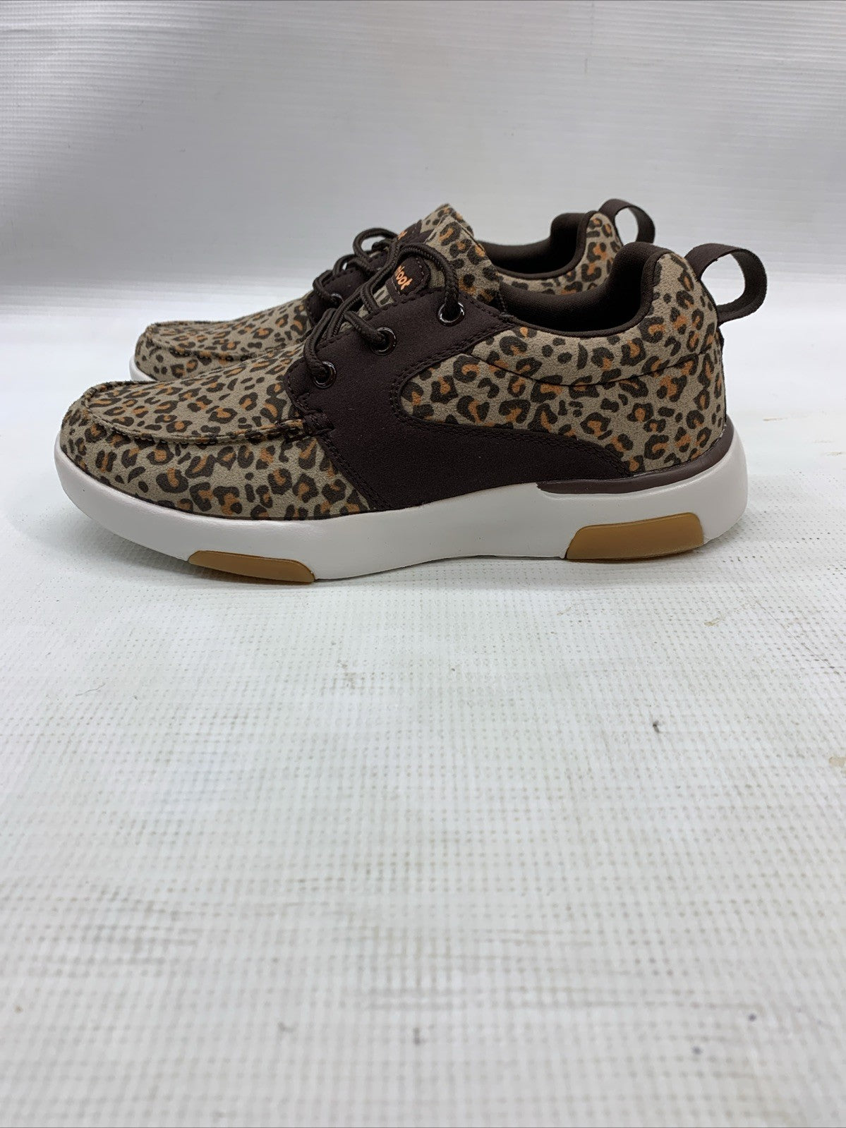 Ortho Comfort Shoes Womens 6.5 Fashion Sneakers Leopard Brown Fabric Lace Up