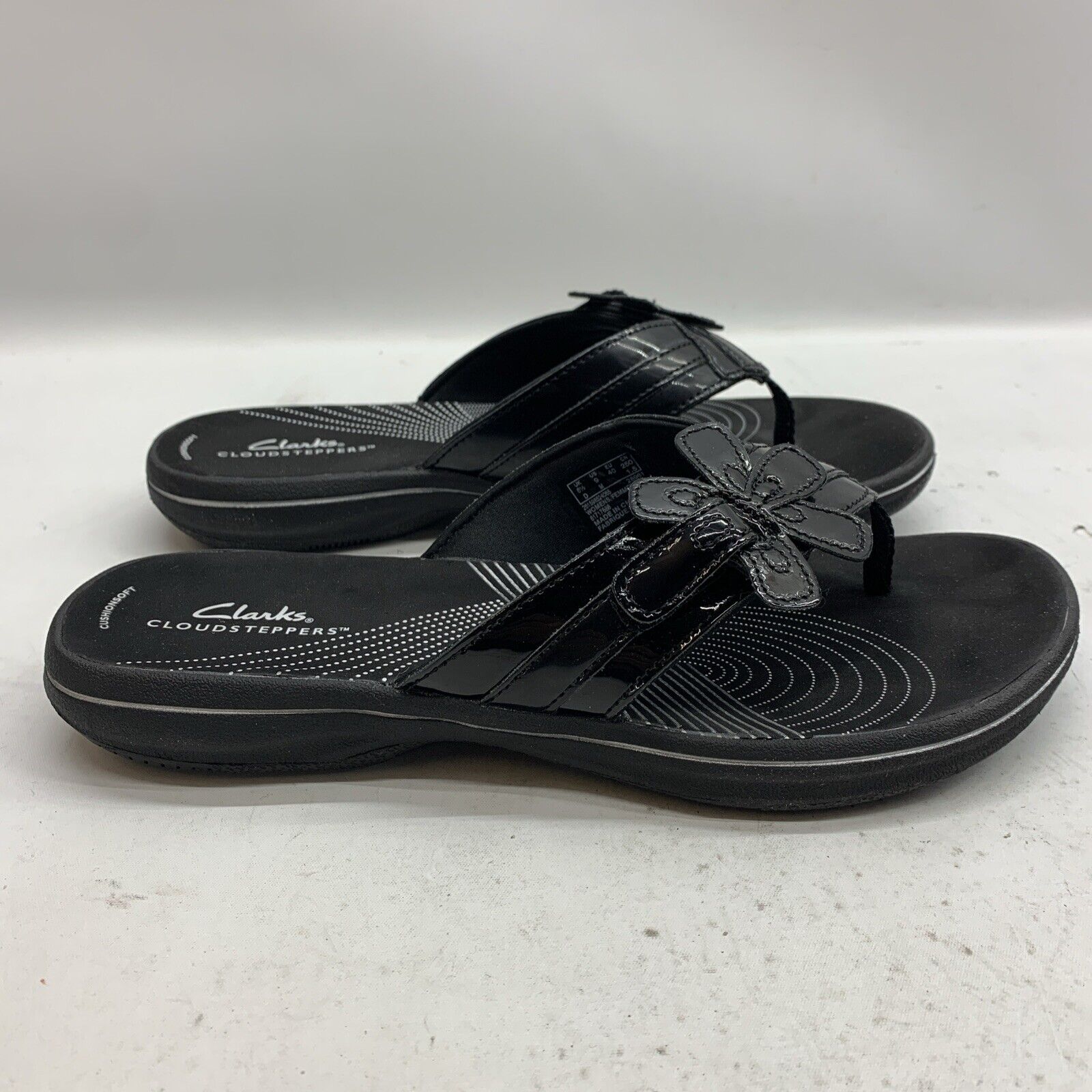 Clarks Women's Brinkley Flora Flip-Flop Black Patent Synthetic Size 9 Slip-on