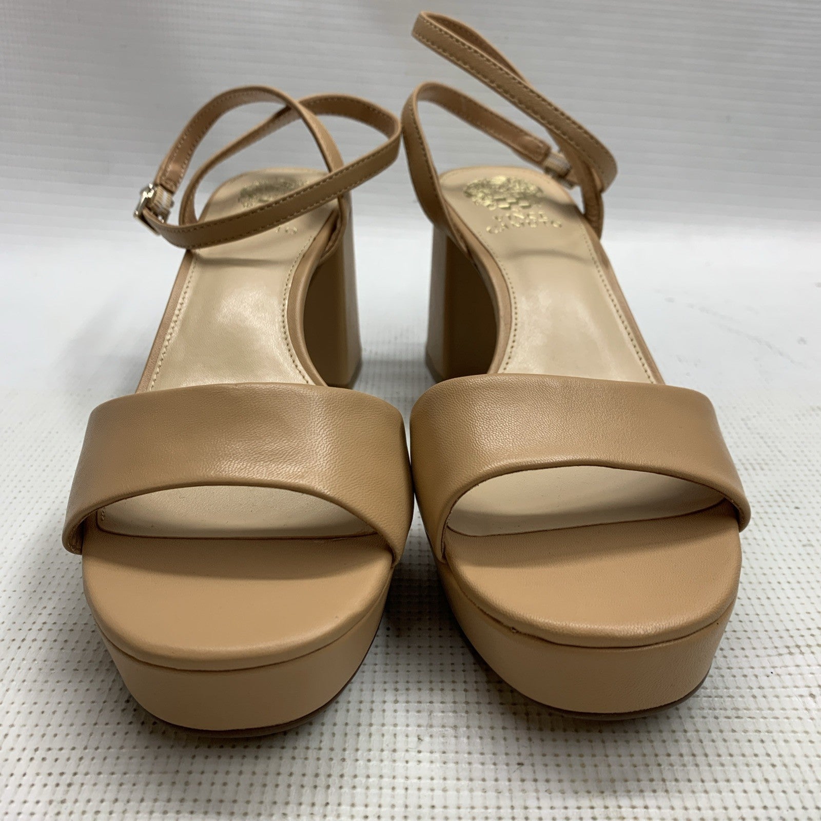 Vince Camuto Women's Pendreya Sandstone Platform Sandal Wedge Heel Size 7.5M