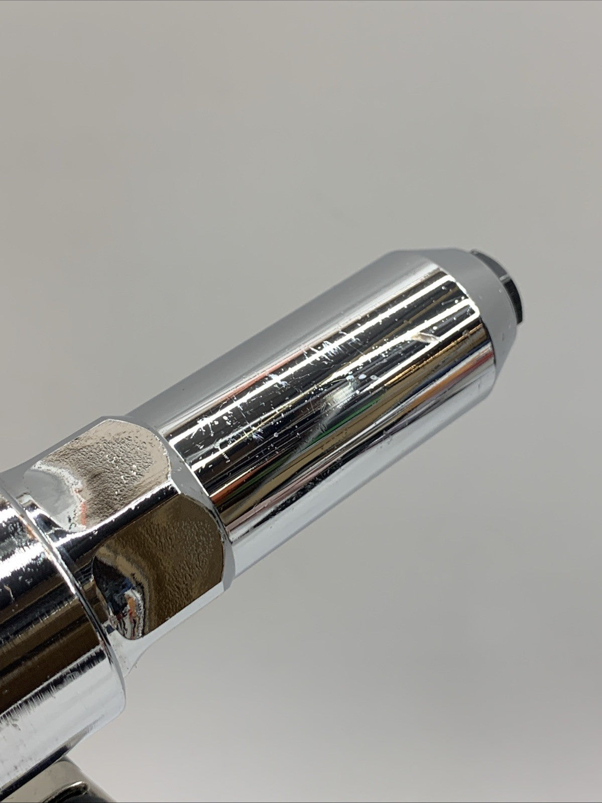 Pneumatic Rivet Gun Industrial Self Priming Rivet Gun Vertical Rivet Gun W500