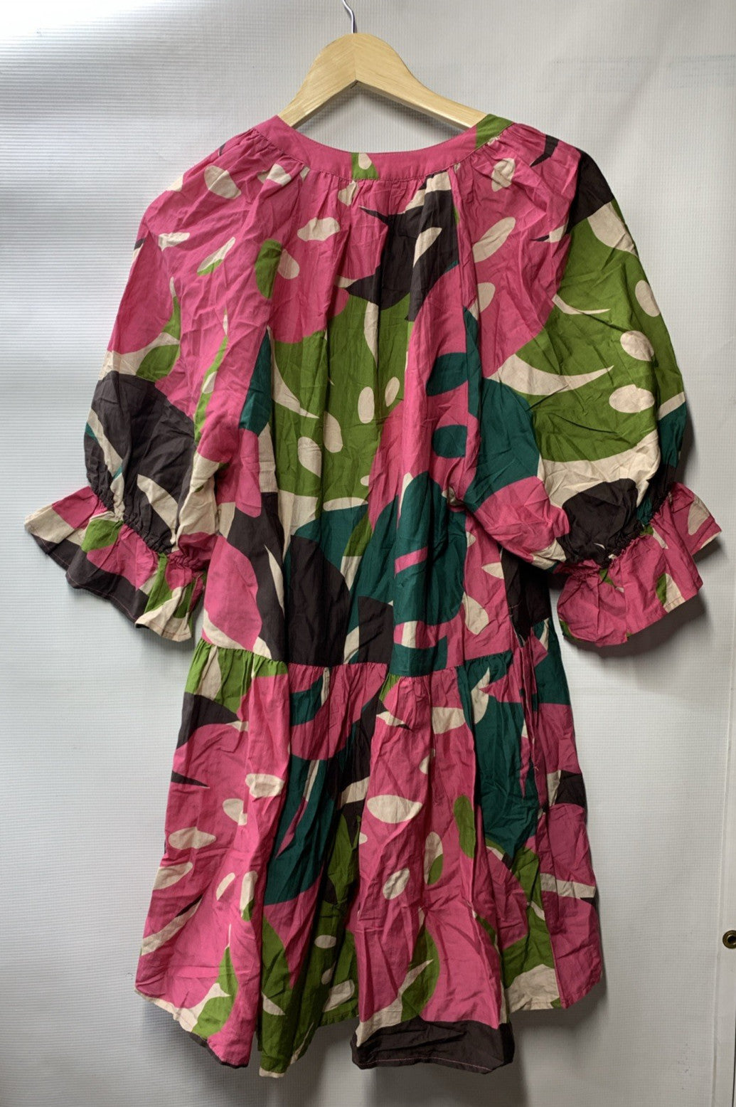 Velvet by Graham & Spencer women's Tracy printed silk cotton voile dress, size small, featuring a stylish, flowy design.