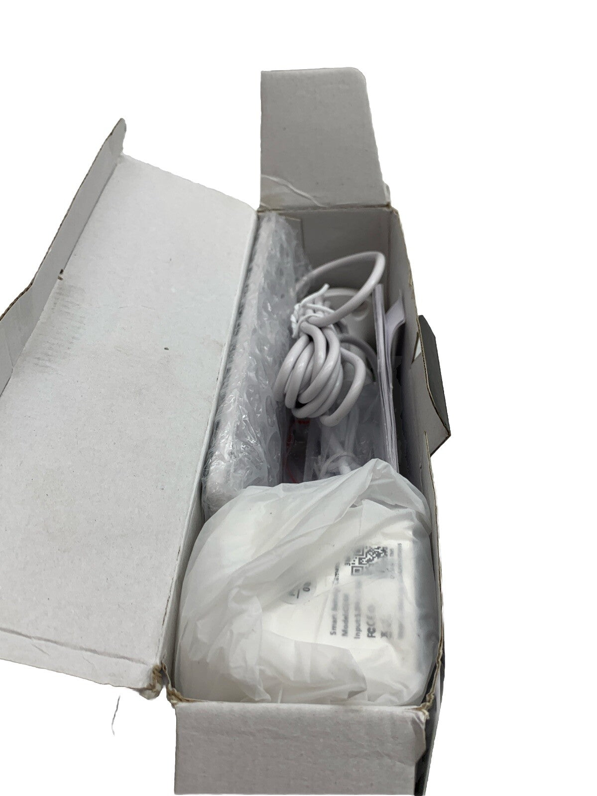 Outdoor Wi-Fi Outdoor Solar Battery Camera Peeipm CG6K White for Home Security