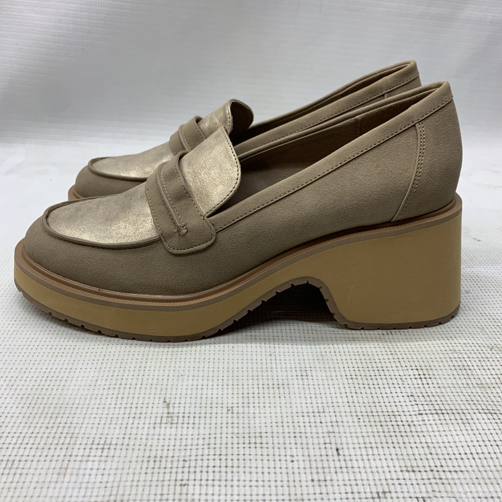 Volatile Jacques Womens Slip On Heeled Loafer Sandal Casual Sand Size 11 Classic