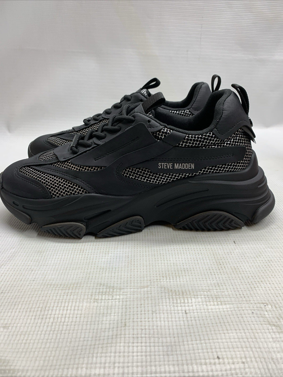 Steve Madden Mens Possession Platform Sneaker 10.5M Black Sliver Mesh Lace-up