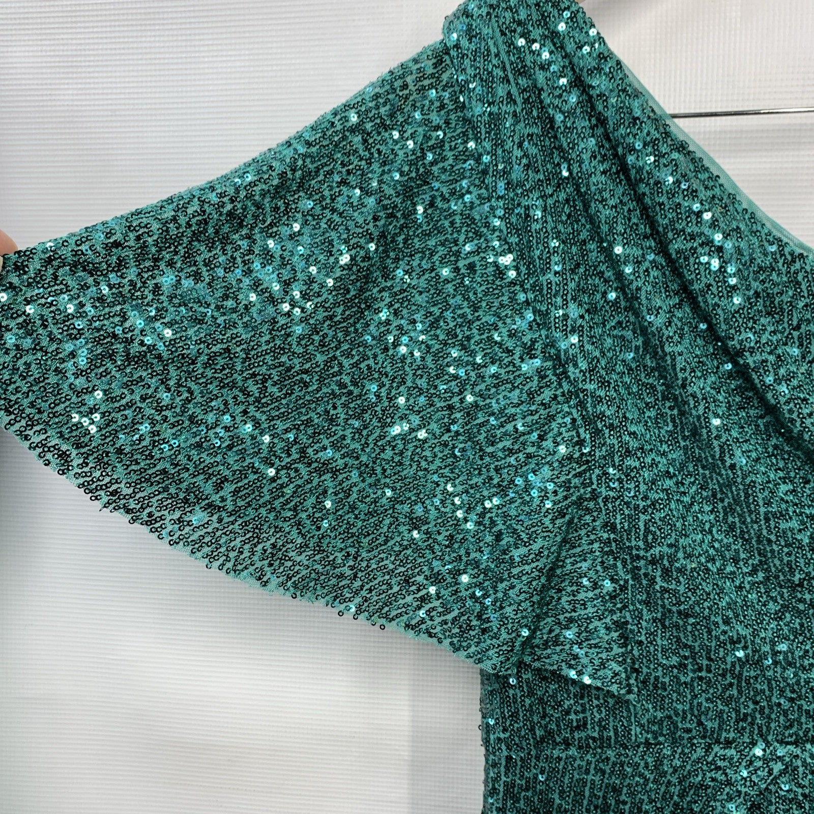 Maggy London Women's Holiday Green Sequin Dress Event Occasion Cocktail Size 4