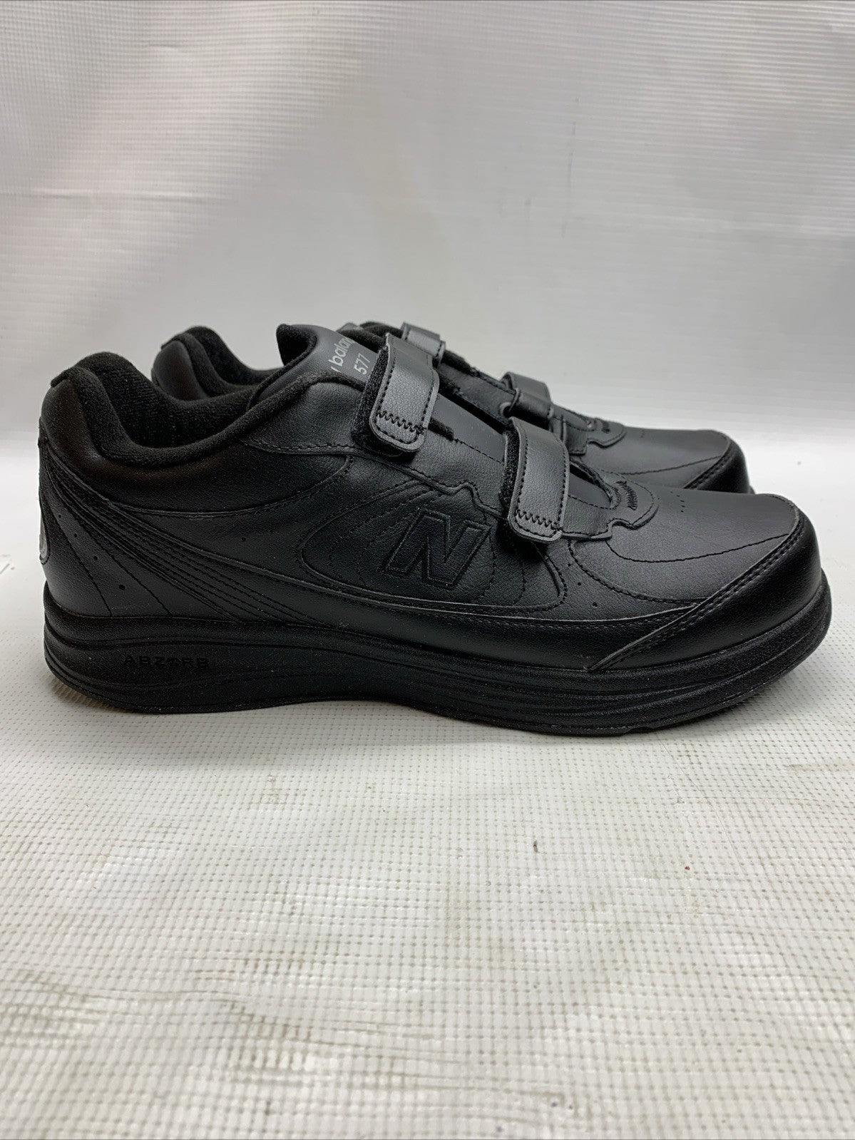 New Balance Men's Sneakers & Athletic Shoes Hook and Loop 577 Black Size 12E
