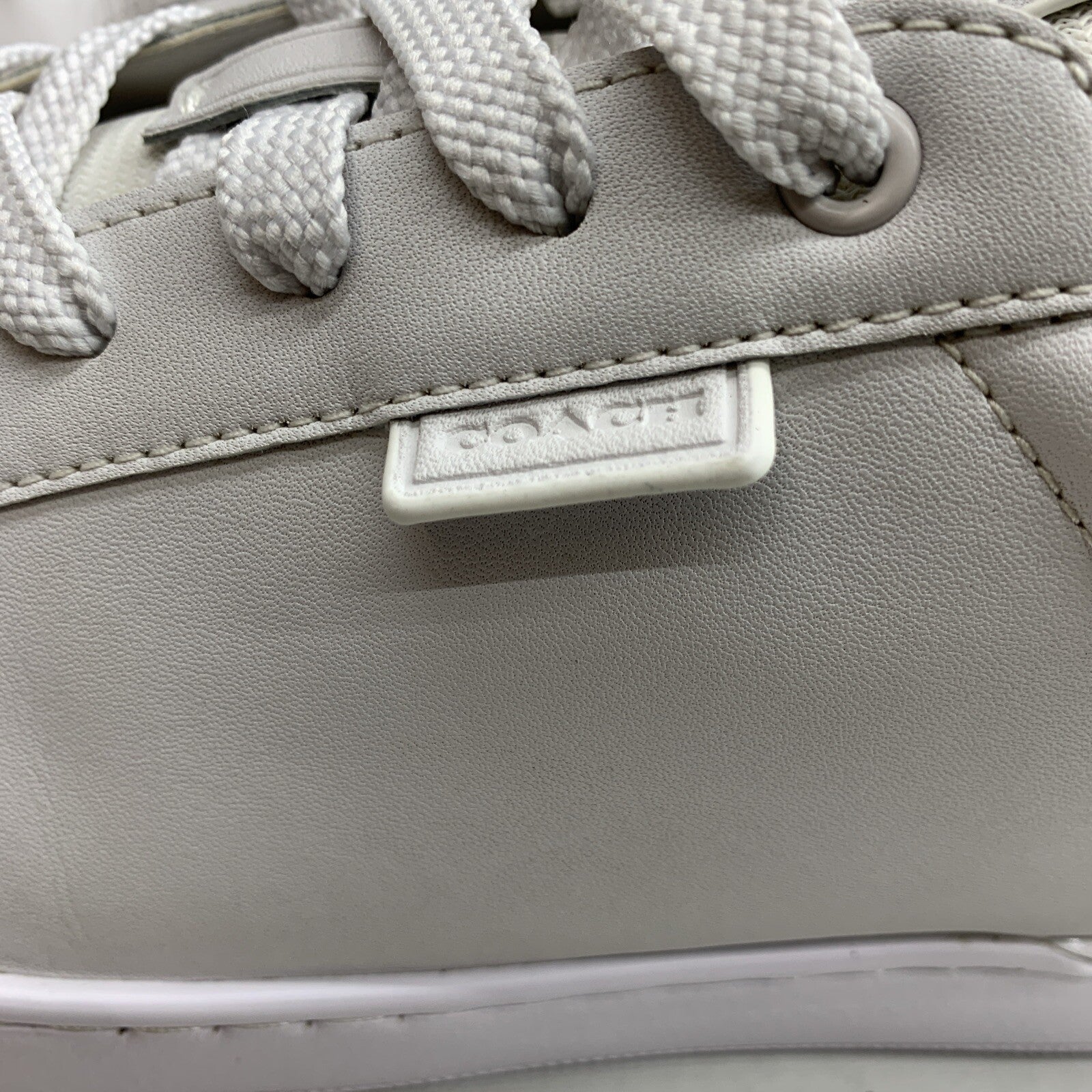 Coach Men'S Lowline Low Top Sneaker White Leather Size 9 Lace-up Shoes Casual
