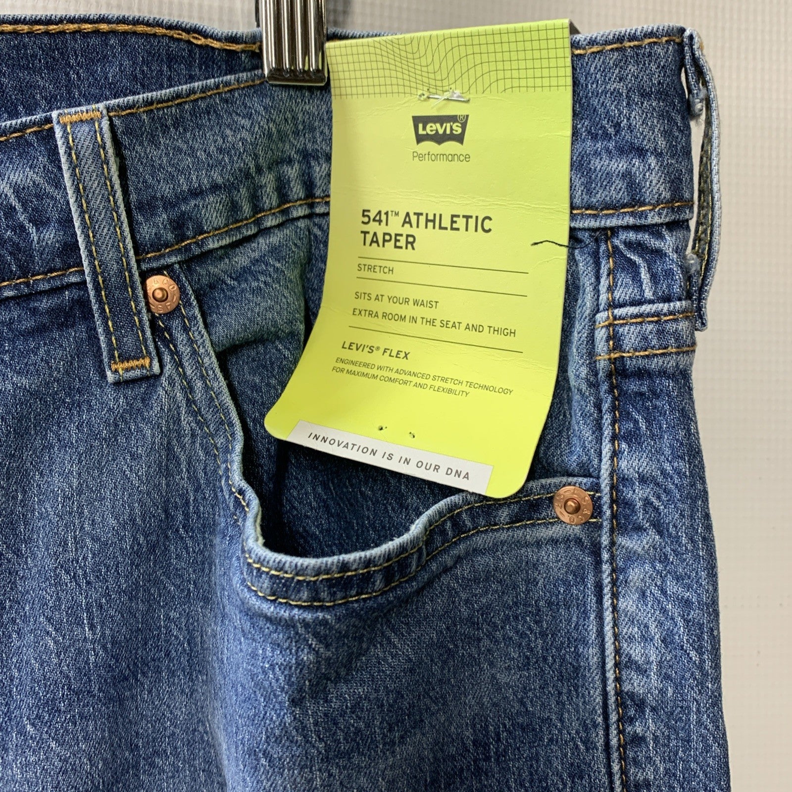 Levis 541 Jeans Men 38x32 Athletic Taper Stretch Flex Extra Room Blue Long Pants