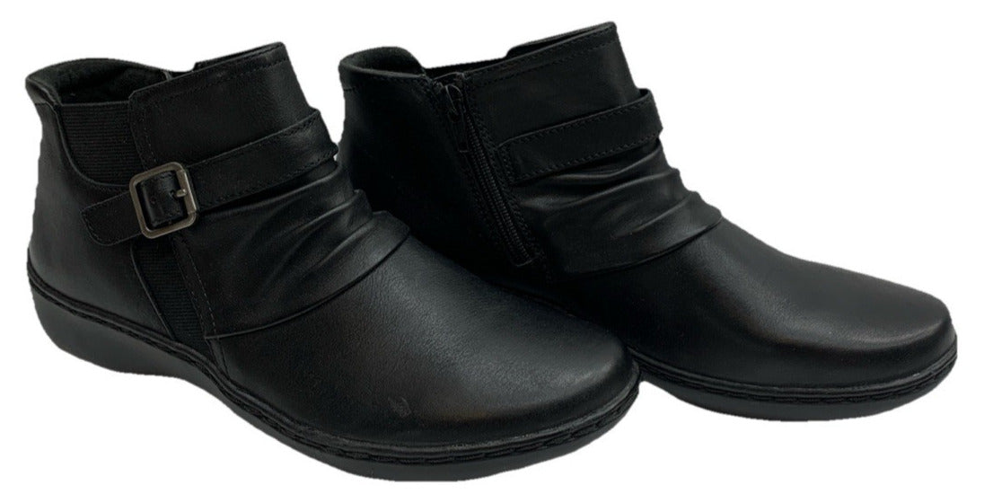 Clarks-Women's Cora Rouched Ankle Boot Black Leather-Size 8.5M Round Toe Casual