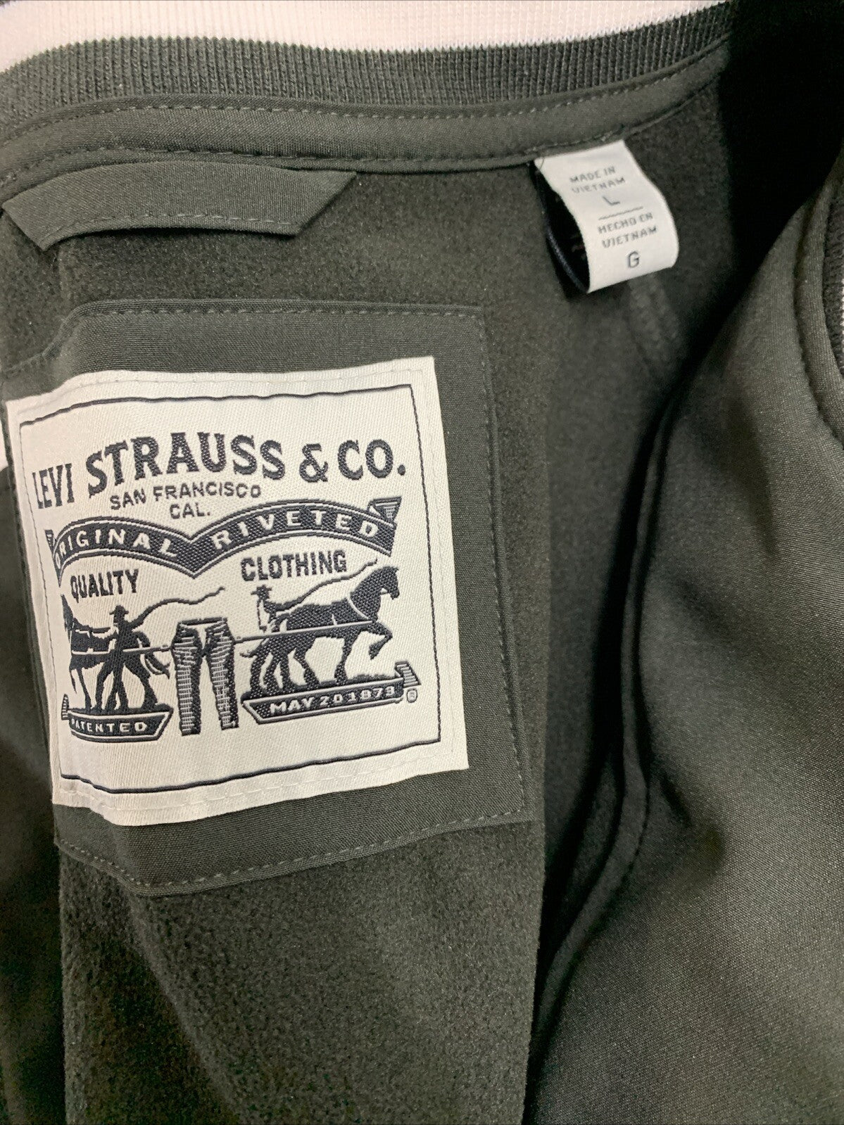 Levi's Men's Softshell Varsity Bomber Jacket Green Large LM3OP700 Long Sleeve