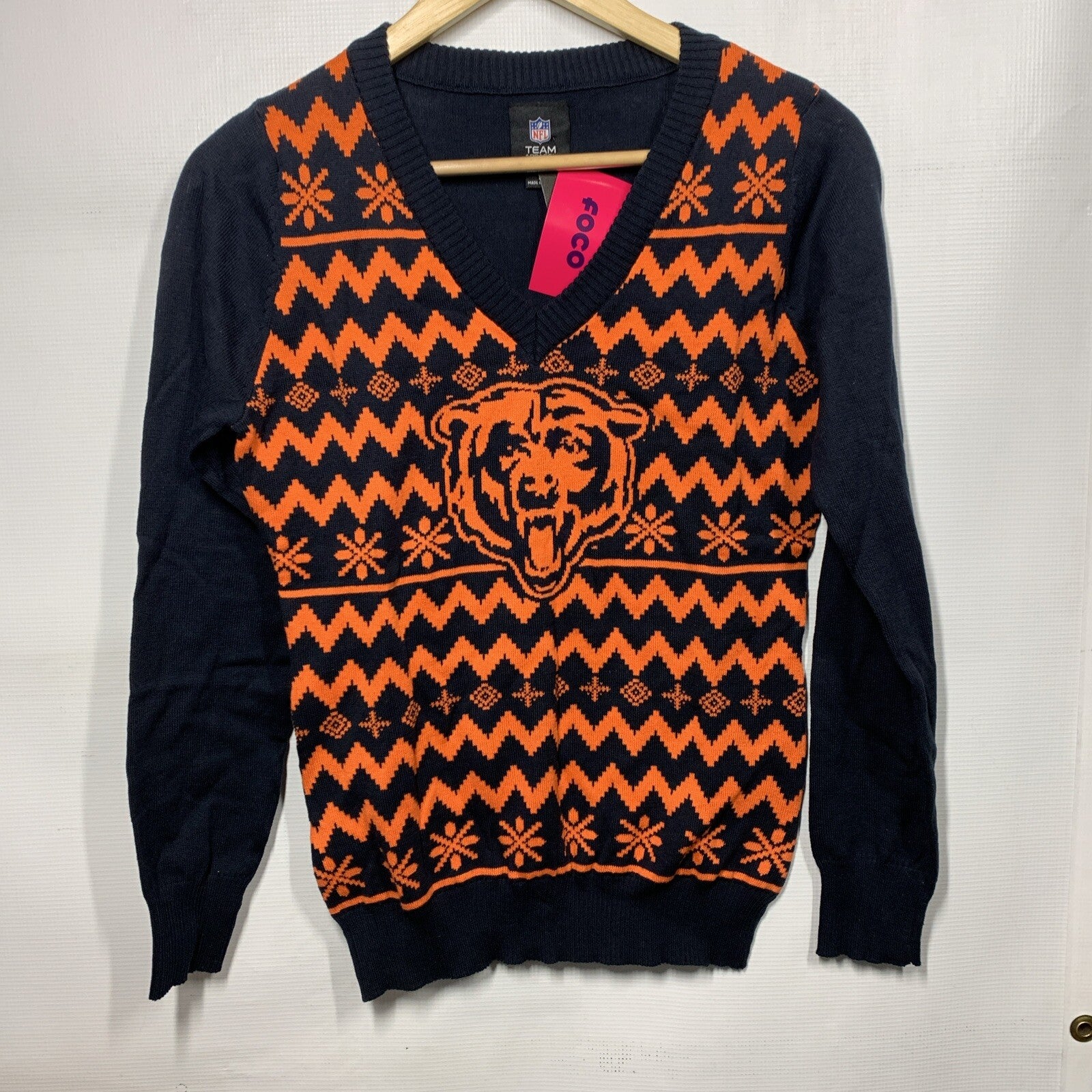 Womens NFL Chicago Bears Ugly Sweater Holiday V-Neck Small Christmas Long Sleeve