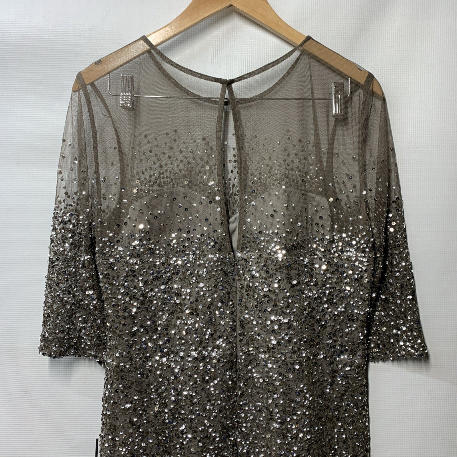 Adrianna Papell Women's 3/4 Sleeve Beaded Evening Illusion Dress Gown Size 18