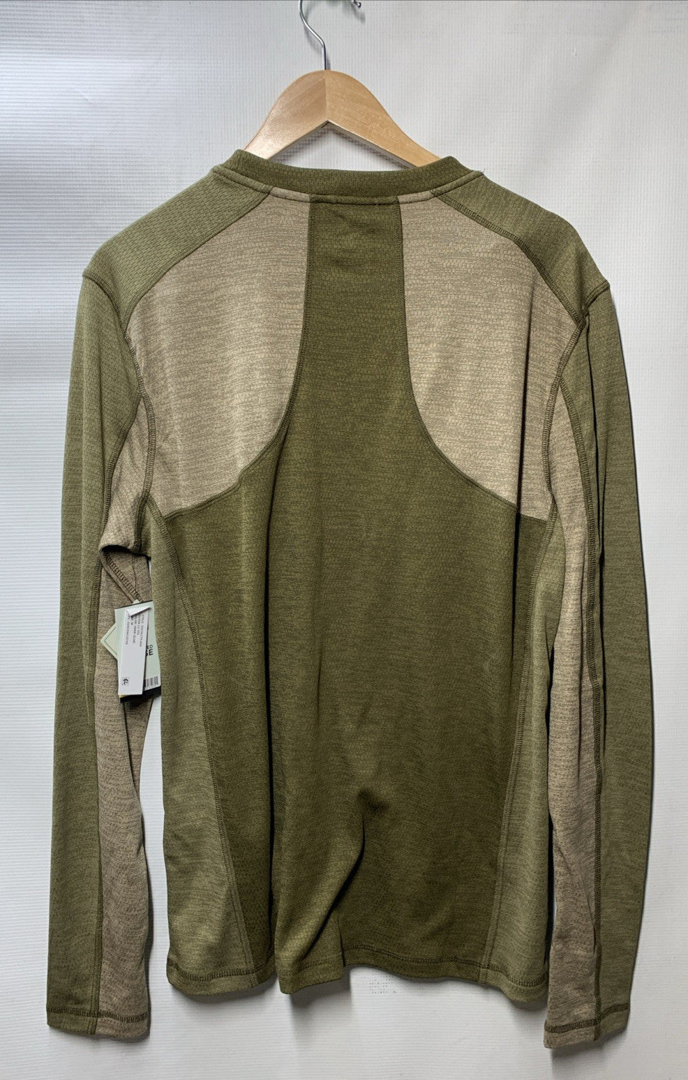 Cross Eyed Moose Mens Outer Long Sleeve Tee Dark Olive Size M Pullover Crew Neck
