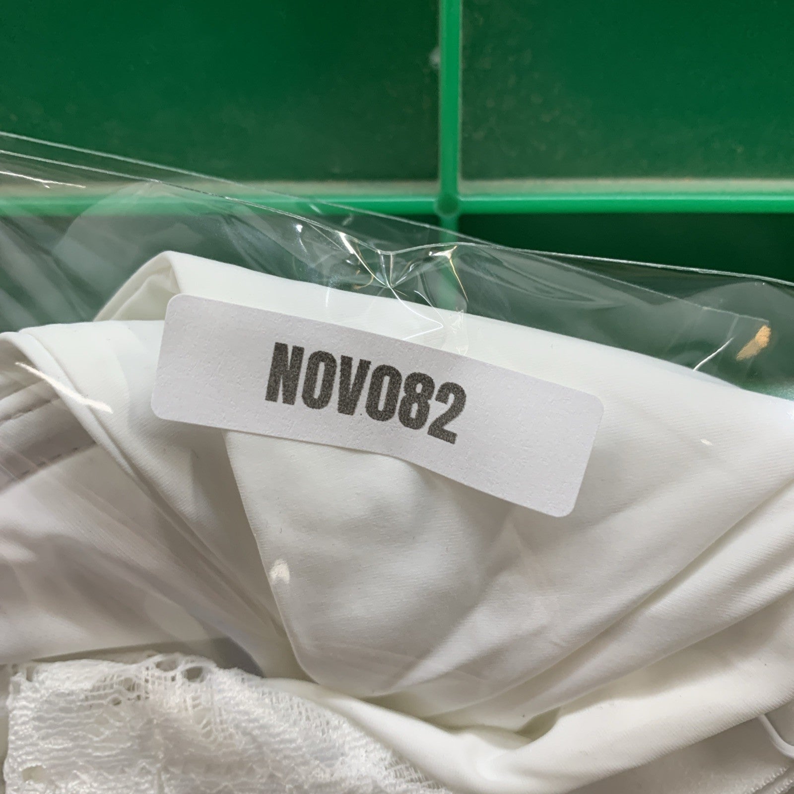 Maidenform DM7549 Fabulous Fit 2.0 Full Coverage Underwire Bra White Size 36C