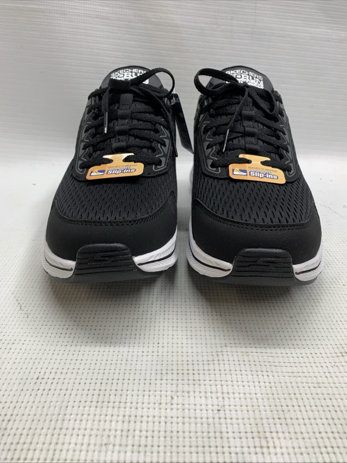Women's SKECHERS Go Run Consistent 2.0 Endure Sneaker 128615/BKSL Black Size 10