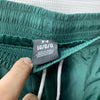 Under Armour Icon Size Large Mens Volley Shorts Green with Pockets Drawstring