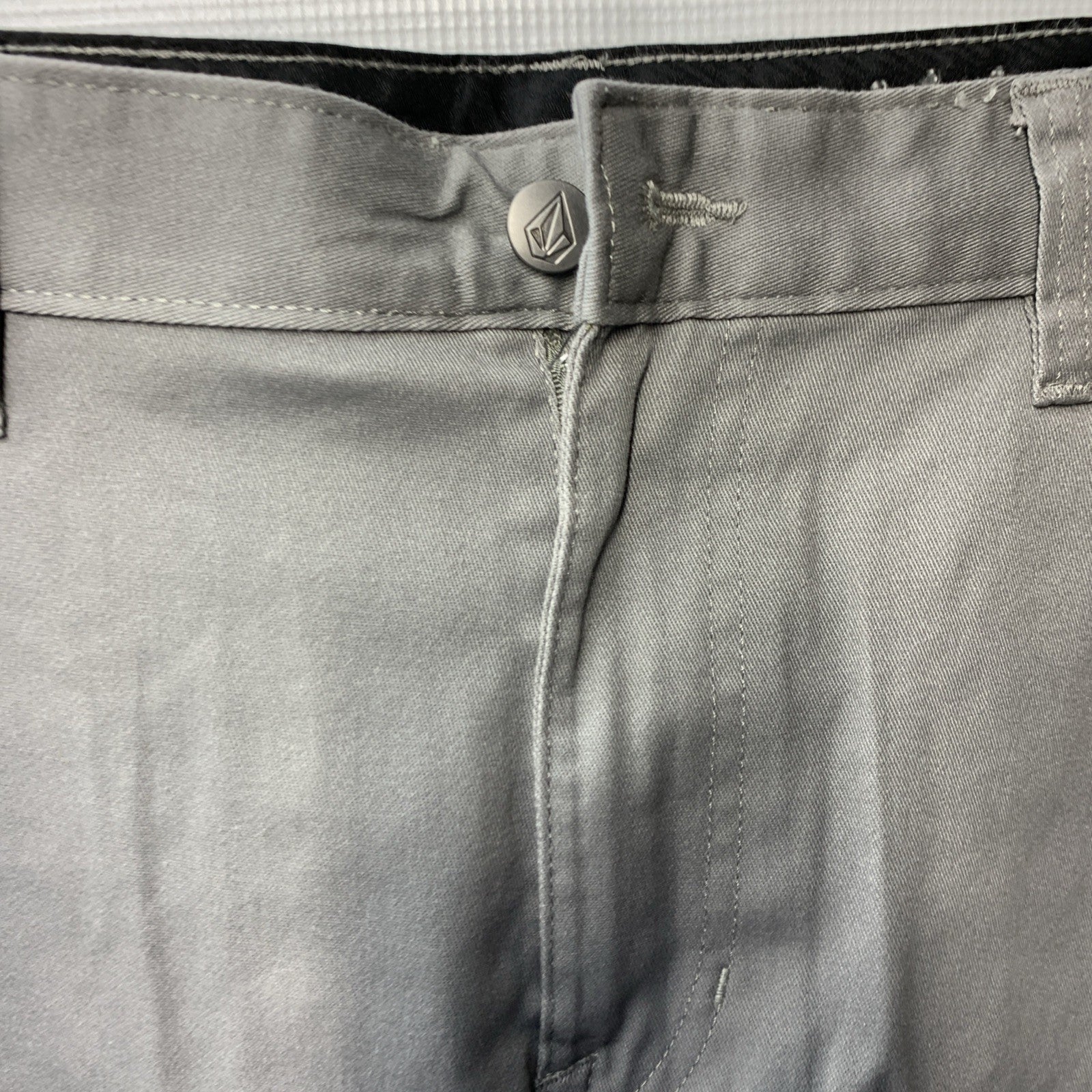 Volcom Men's VMonty Stretch 22 Chino Shorts A09117V3 Size 34 Dark Gray w/Pockets