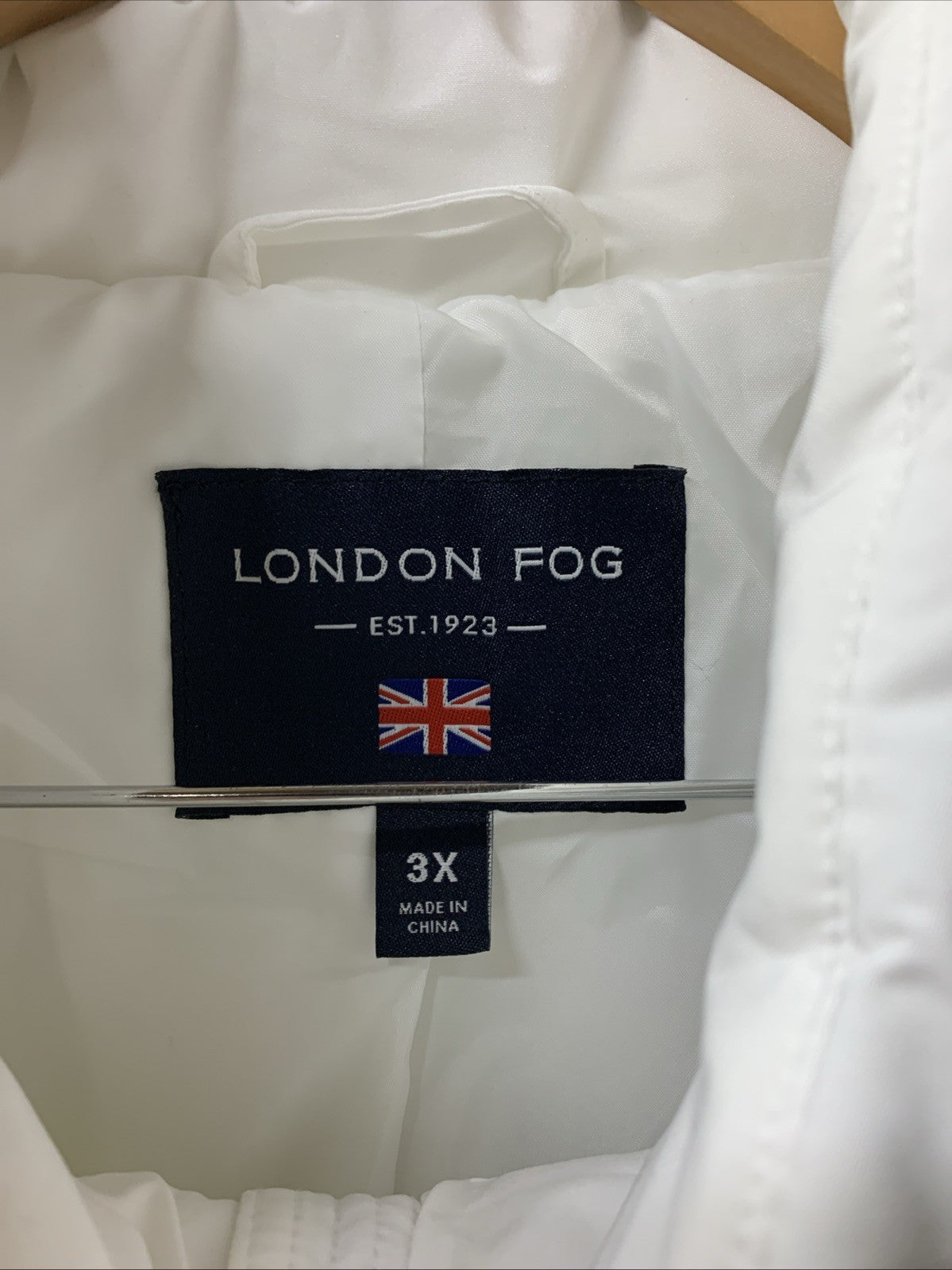 London Fog Faux-Fur Hood Active Puffer Jacket Hooded Size 3X Long Sleeve White