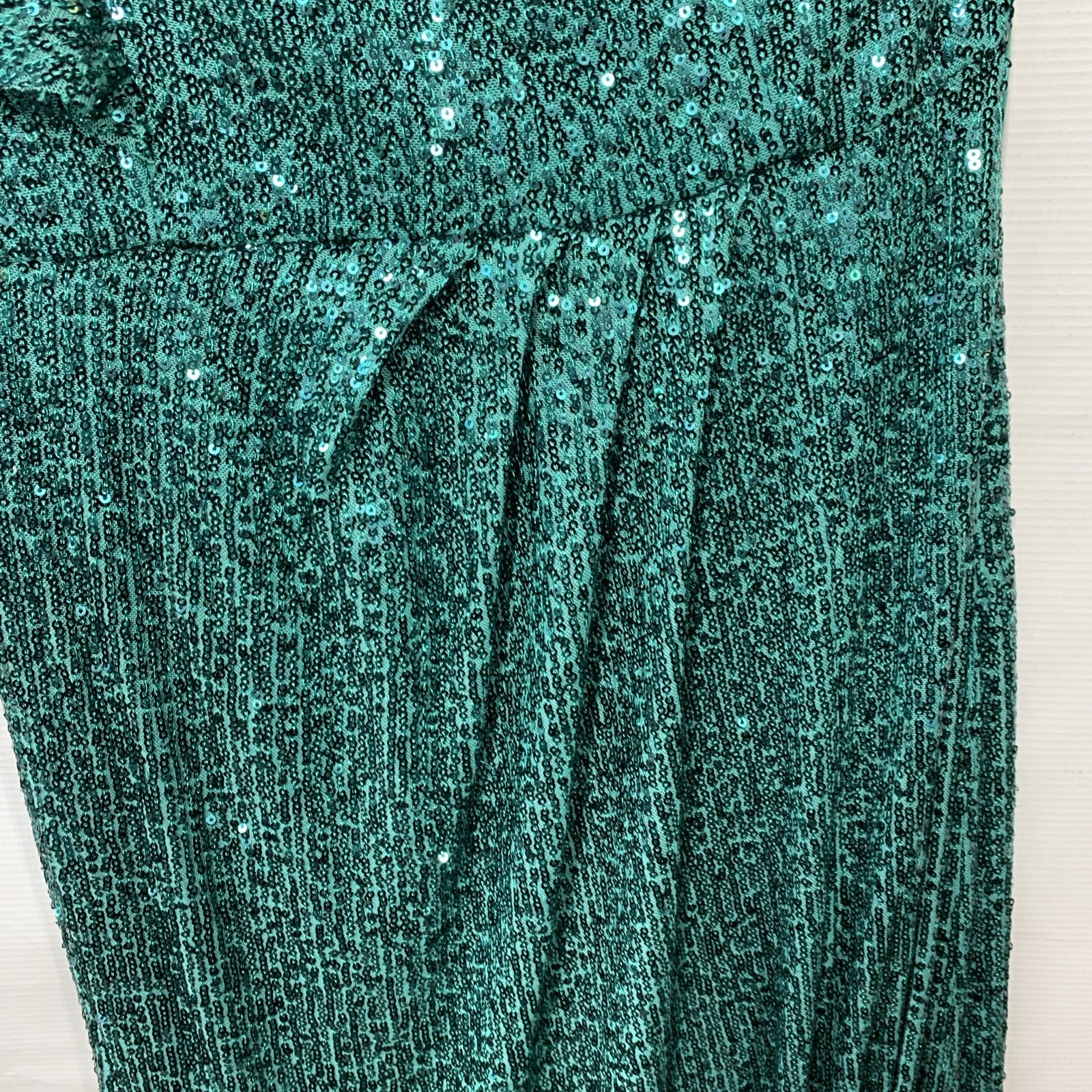 Maggy London Women's Holiday Green Sequin Dress Event Occasion Cocktail Size 4