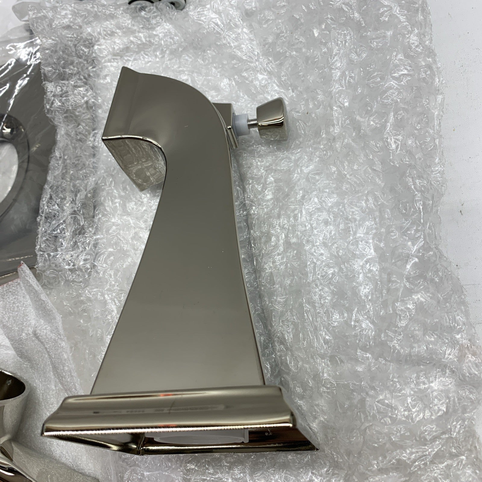 Delta Faucet Dryden 14 Series Single-Function Tub & Shower Trim Kit Single-Spray