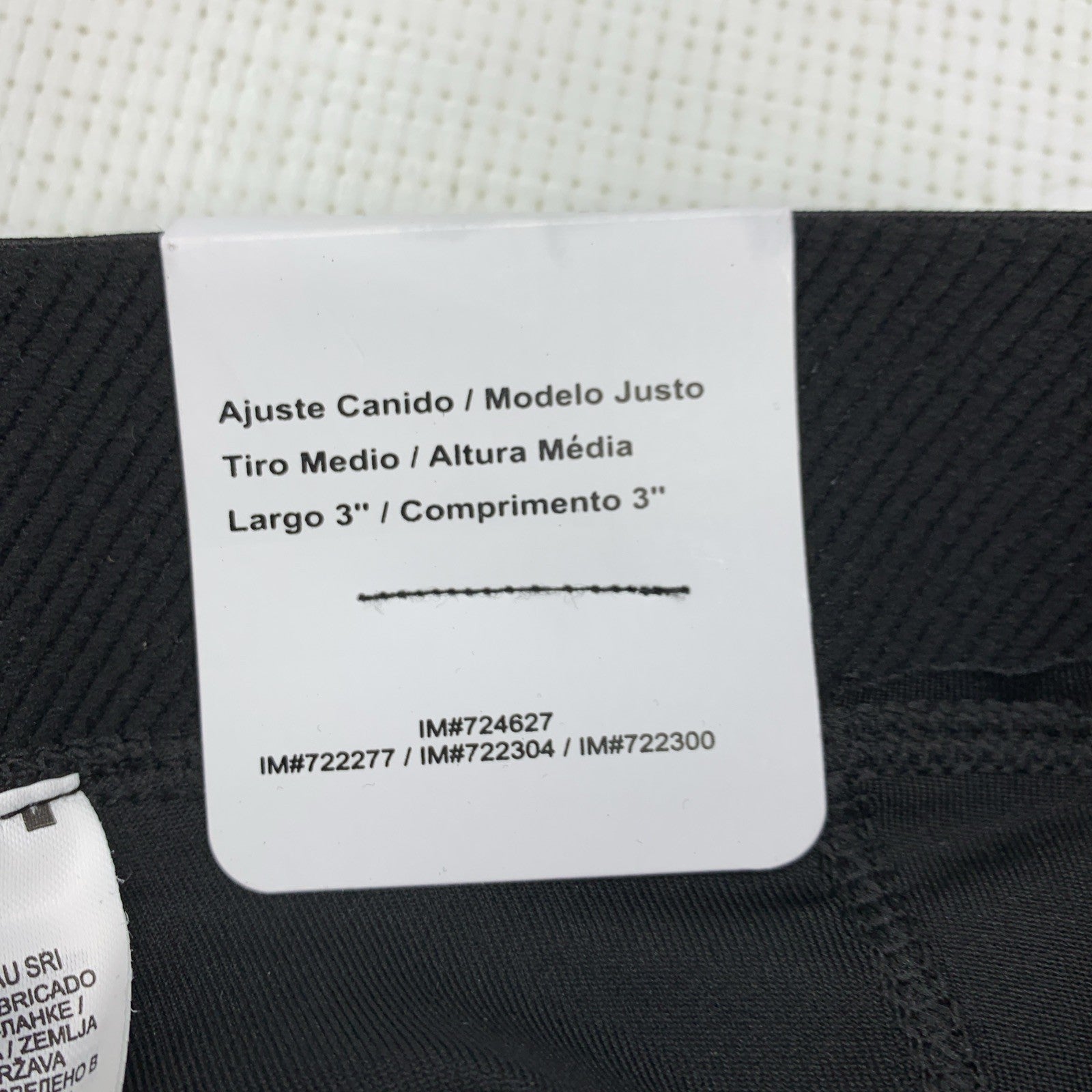 Nike Women's Pro 3-inch black training shorts with a mid-rise fit, made of stretchy activewear fabric, size M.