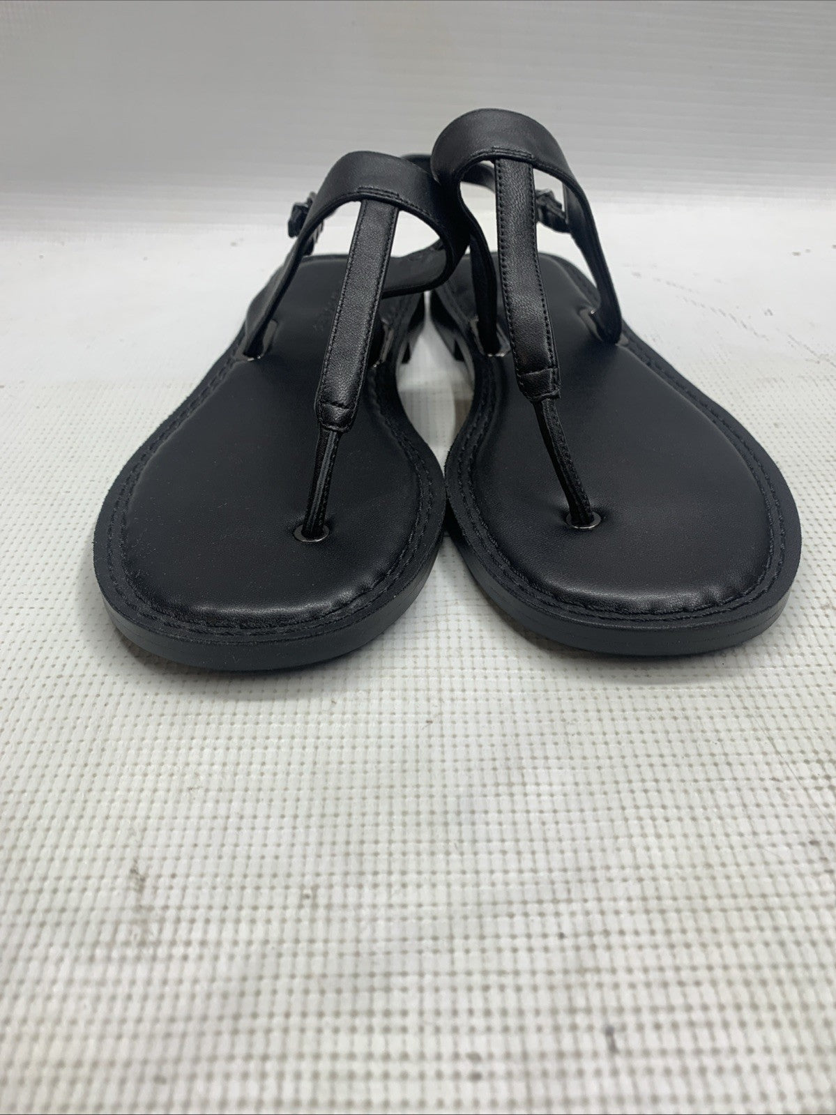 Aerosoles Women's Cherry Flat Sandal Black Size 8.5 Buckle Slip On Ankle strap