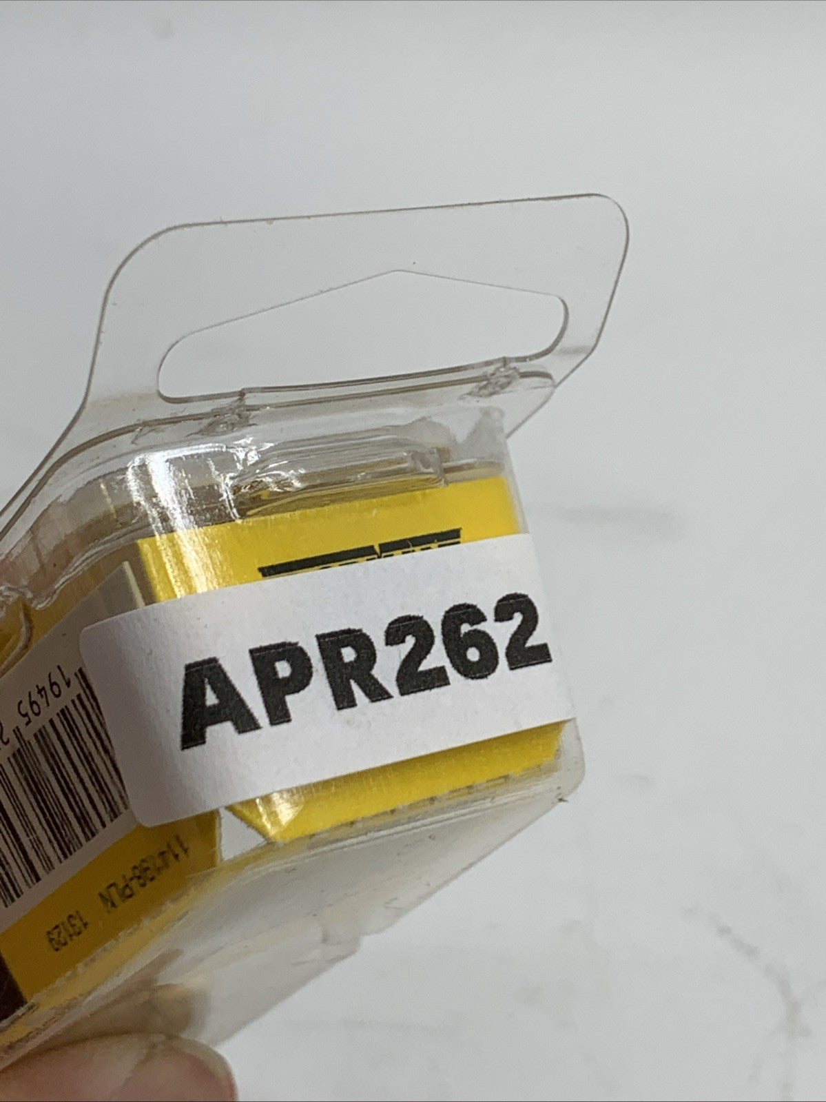 DORMAN Fitting Plug/Fitting Cap AutoGrade Brass Single Clamshell 785-424 3/8