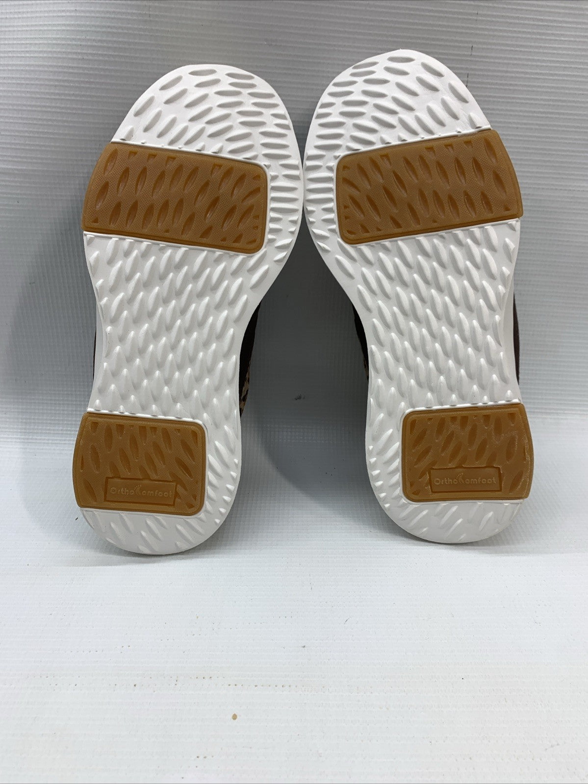 Ortho Comfort Shoes Womens 6.5 Fashion Sneakers Leopard Brown Fabric Lace Up