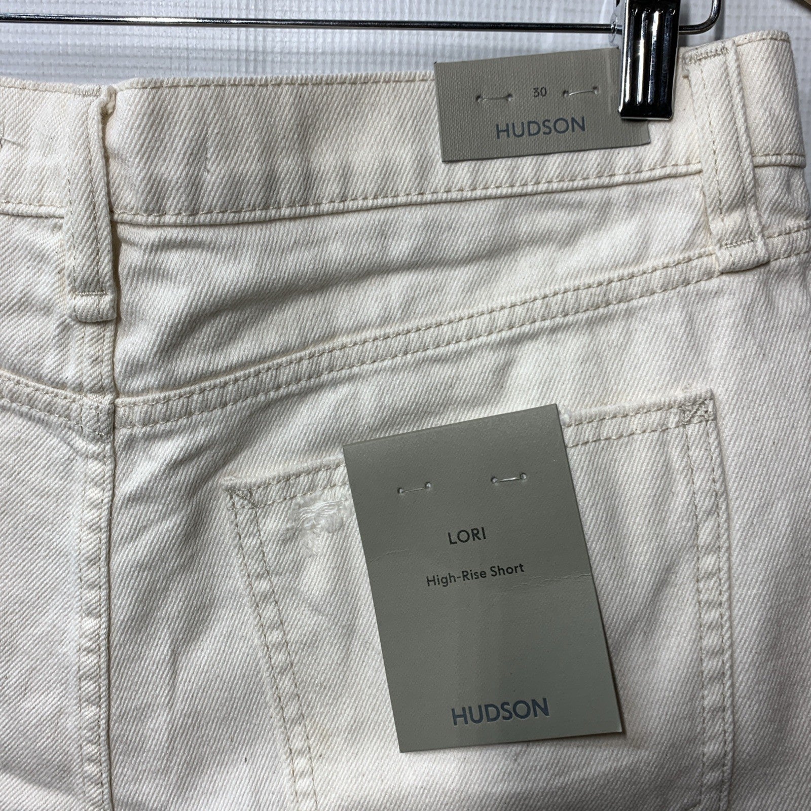 HUDSON Women's Lori Star Studded High Rise Cut Off Short Size 30 with Pockets