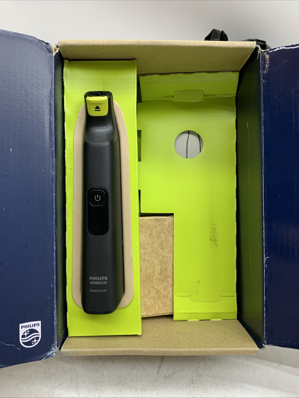 Philips Norelco QP6542 OneBlade Pro Hybrid Face & Body Groomer Li-Ion – Wet/Dry