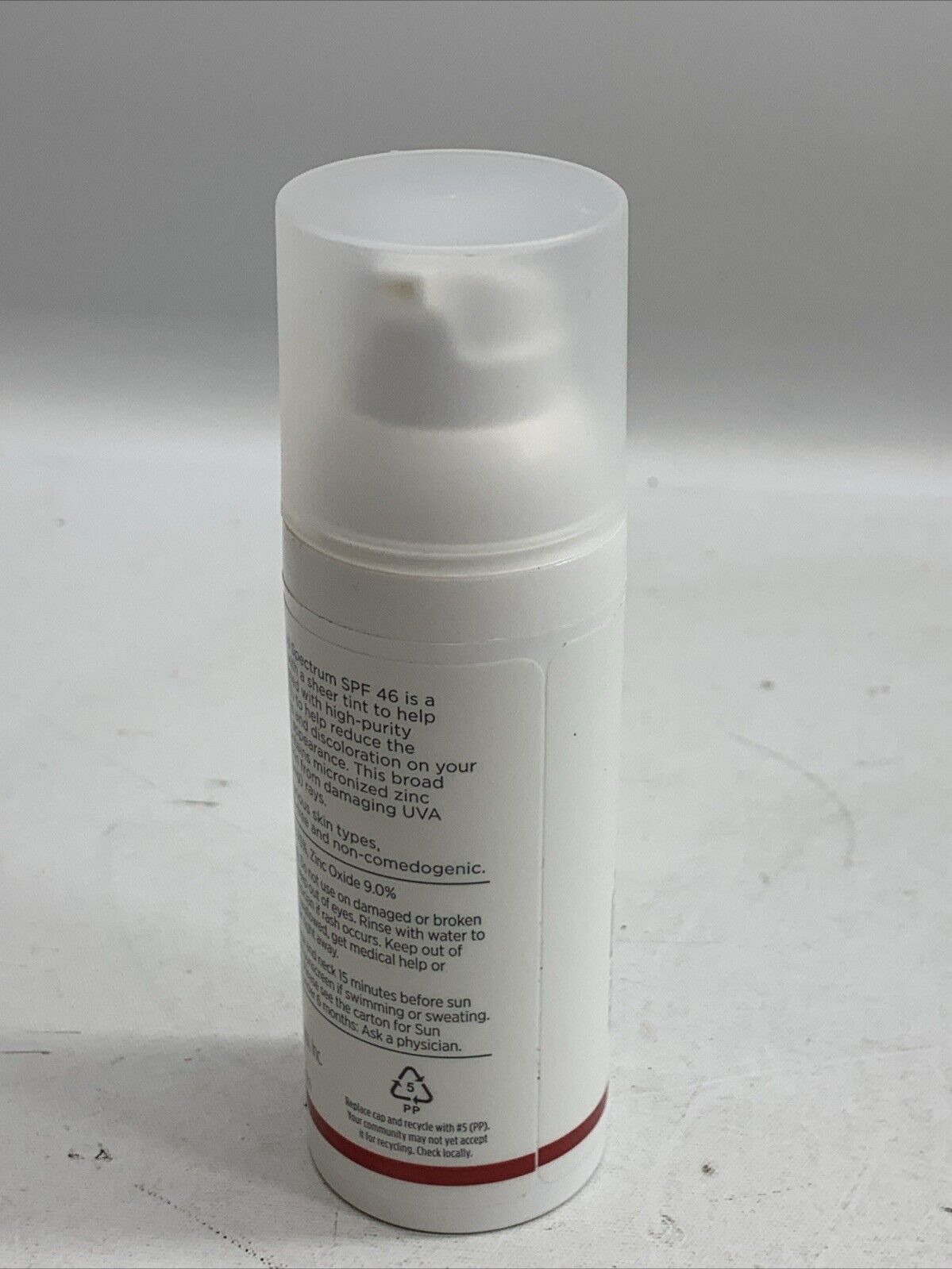EltaMD Sunscreen SPF 46 Tinted Face Sunscreen 1.7oz Calms & Protect Skin Acne