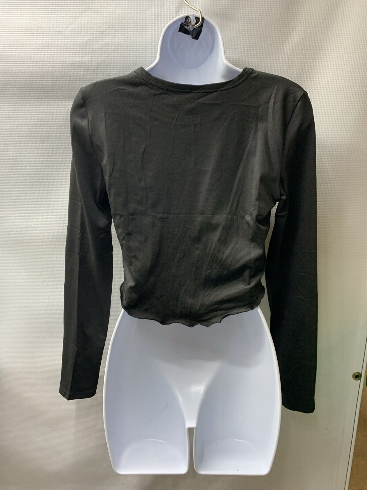 Fashion Lightweight Yoga Crop Tops Slim Fit Long Sleeve Workout T Shirts Size M